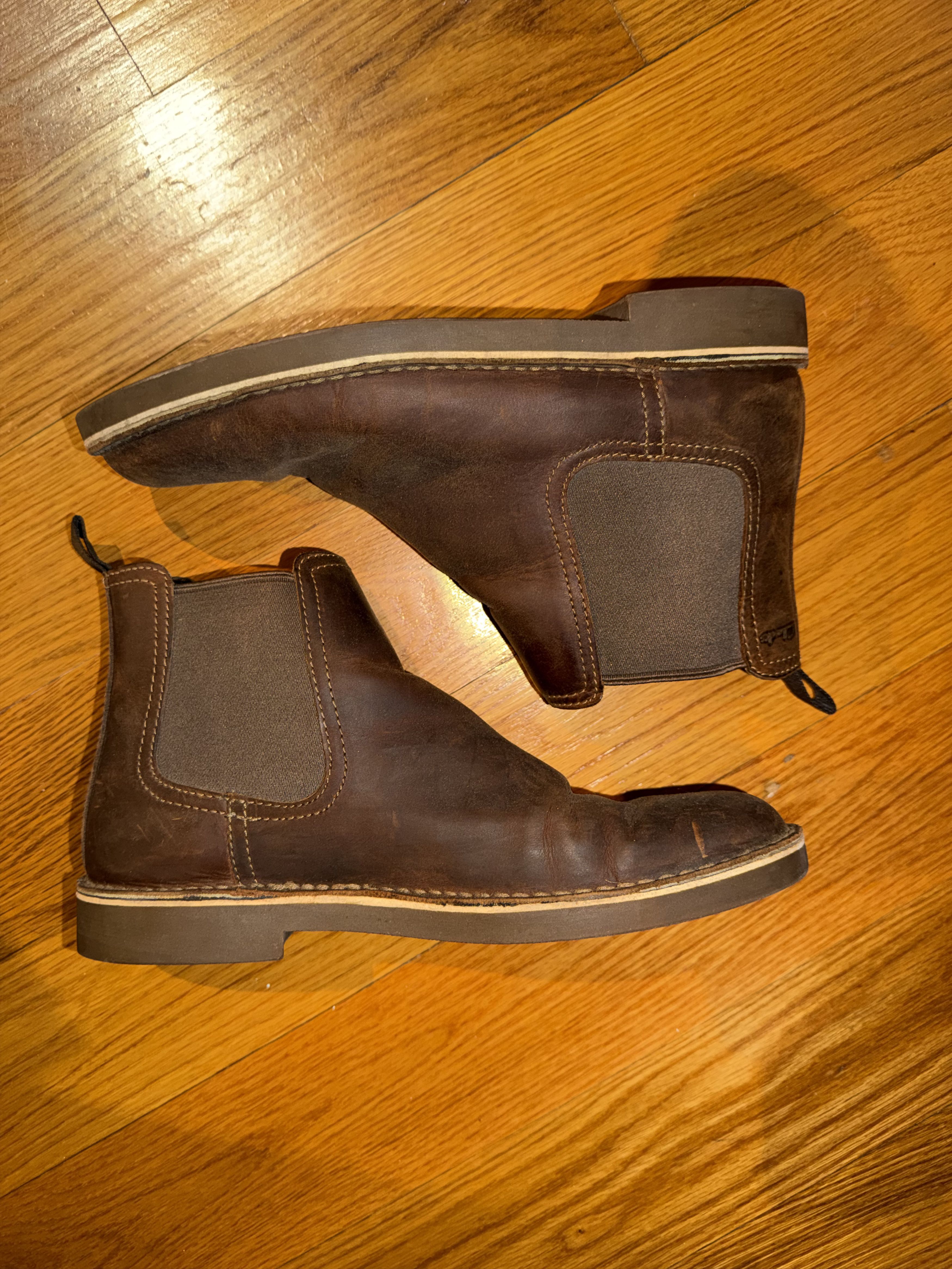 Clarks Clarks Bushacre Hill Chelsea Boot Size US 10 / EU 43 - 1 Thumbnail