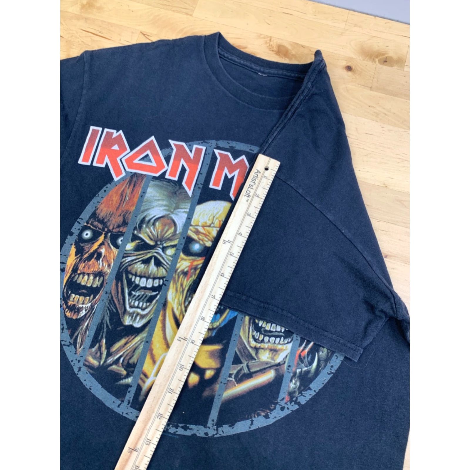 Vintage Iron Maiden Shirt Mens M Black Cotton Short Sleeve Crew Neck Band Rock Heavy Metal Vintage No Unscented Size US M / EU 48-50 / 2 - 6 Thumbnail