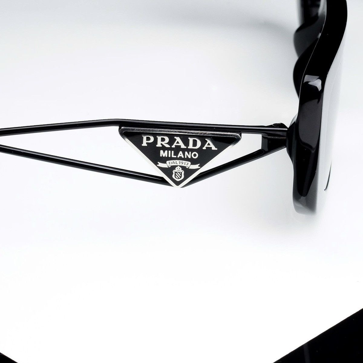 Prada PRADA 0PR 14YS 1AB5S0 SUNGLASSES Size ONE SIZE - 2 Thumbnail