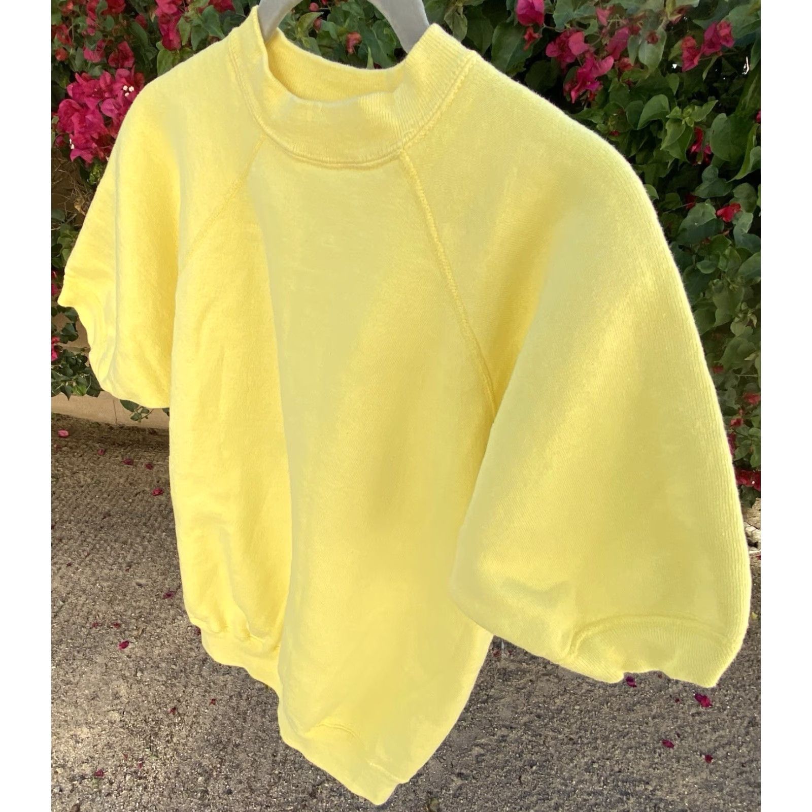 Vintage VINTAGE Yellow Raglan Short Sleeve Sweatshirt Athletic Solid Crew Neck Men One Size Cotton Rockabilly Retro 1960s 1970s Size US M / EU 48-50 / 2 - 4 Thumbnail