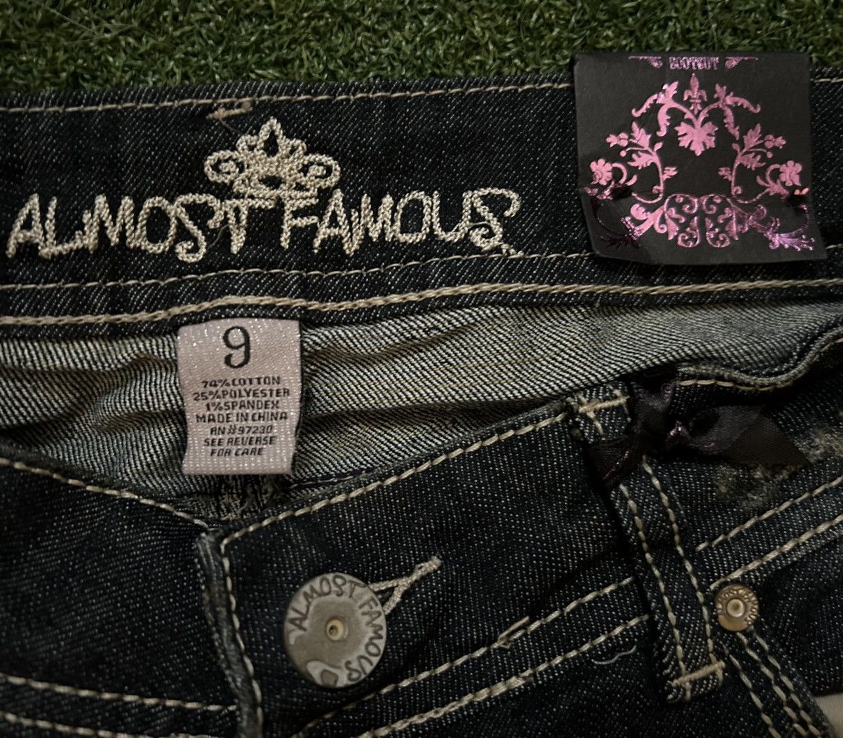 Almost Famous Almost famous bootcut jeans Size US 30 / EU 46 - 3 Thumbnail