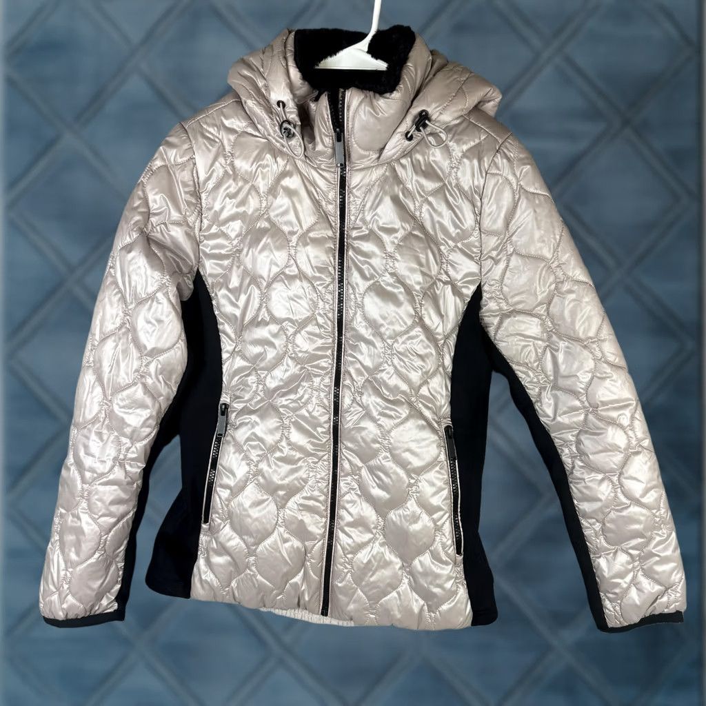 Vintage Calvin Klein Jeans Jacket Womens Small Beige Quilted Hooded Puffer Winter Coat Size 28" / US 6 / IT 42 - 1 Thumbnail
