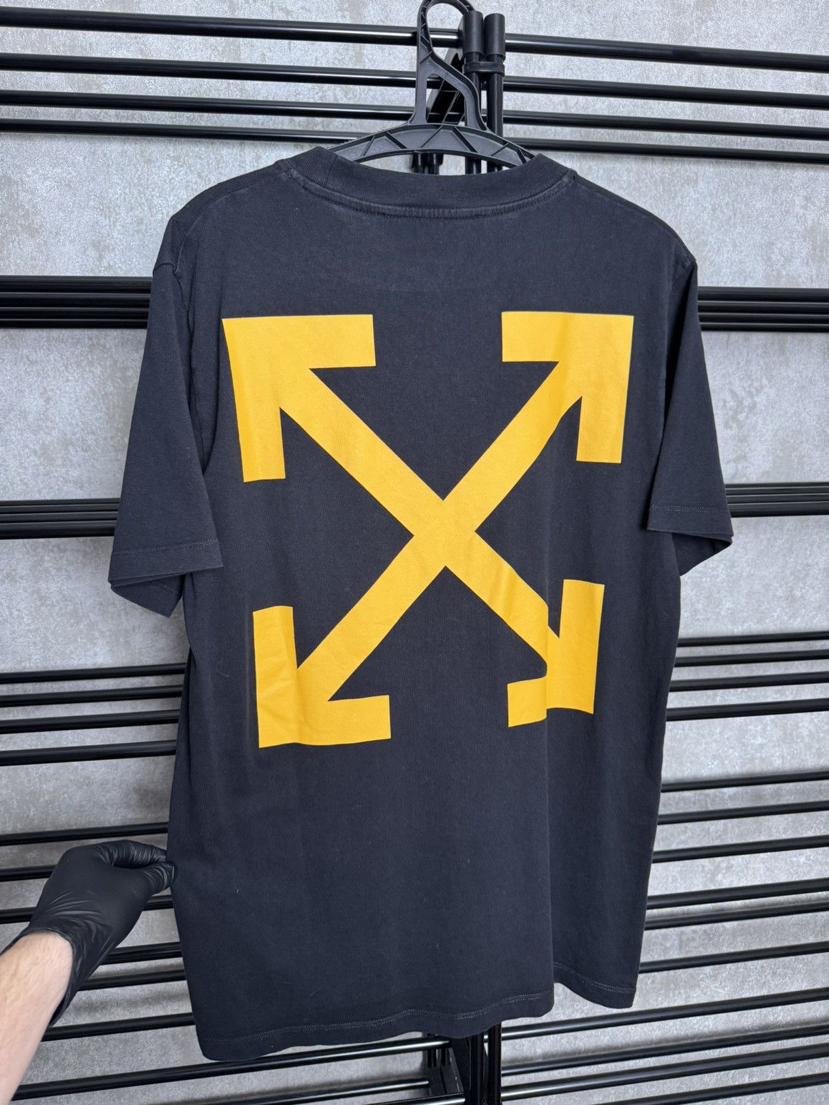 Off-White Rare T-Shirt Off-White Size US M / EU 48-50 / 2 - 6 Thumbnail