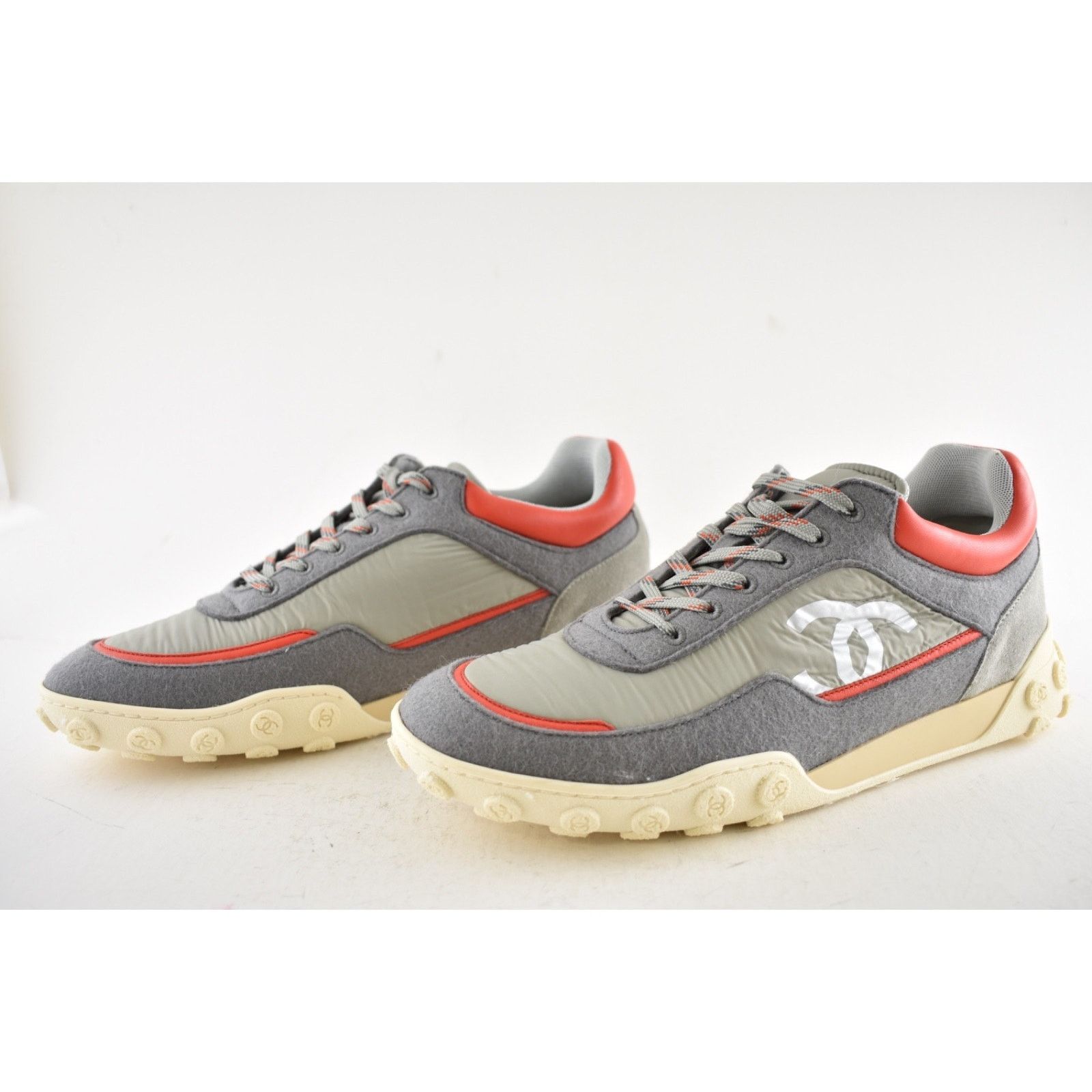 Chanel Chanel Mens 18K Grey Orange Nylon CC Logo Lace Up Low Size US 11 / EU 44 - 11 Thumbnail