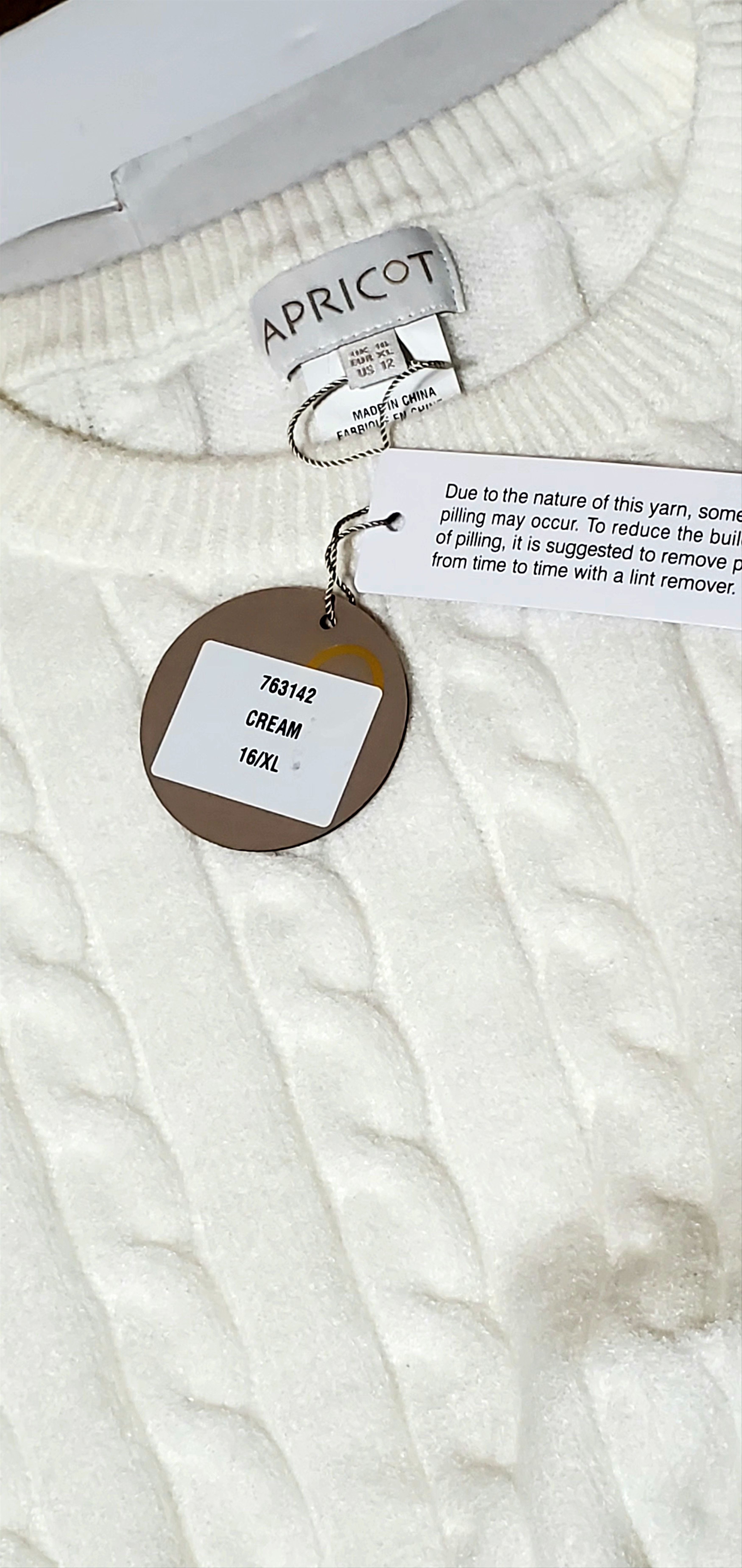 Other Apricot White Cable Knit Crewneck Sweater Women’s 12 NWT Size XL / US 12-14 / IT 48-50 - 4 Thumbnail