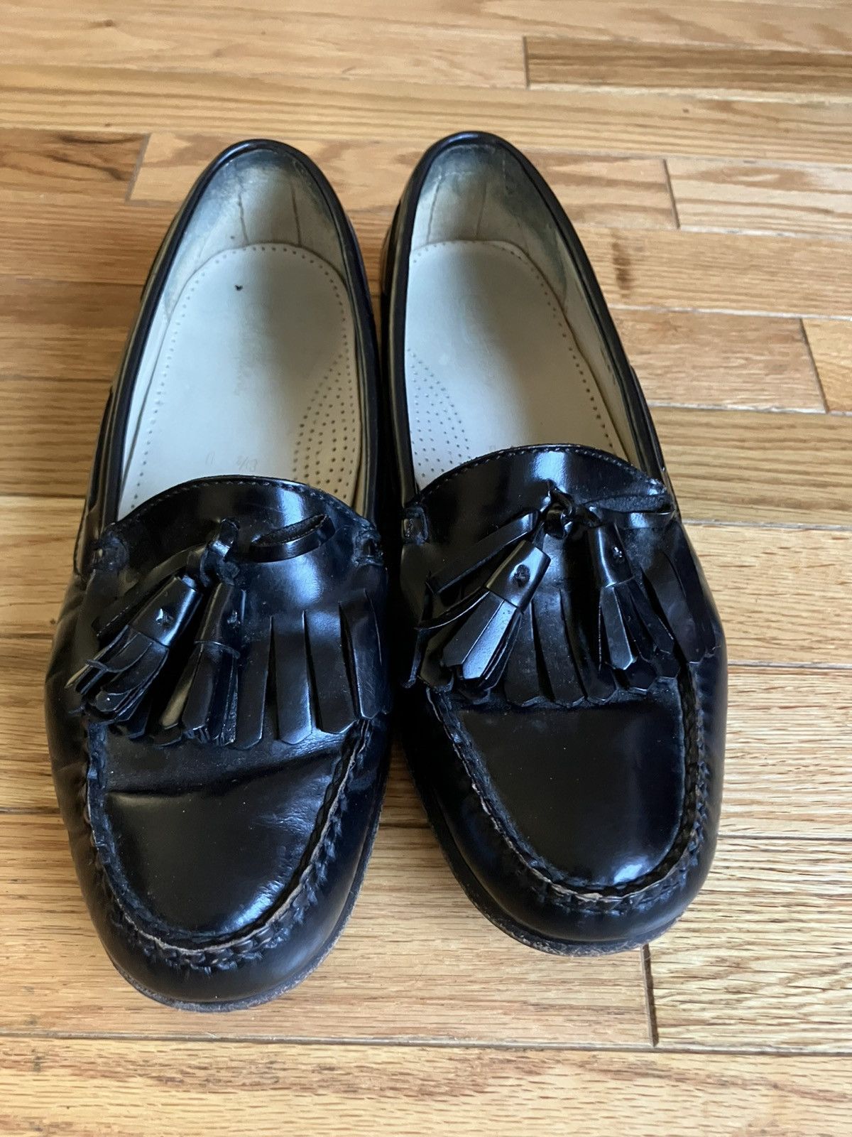 Cole Haan Men’s Coke Haan Black Tasseled Loafers sz 8 1/2 D Size US 8.5 / EU 41-42 - 1 Thumbnail
