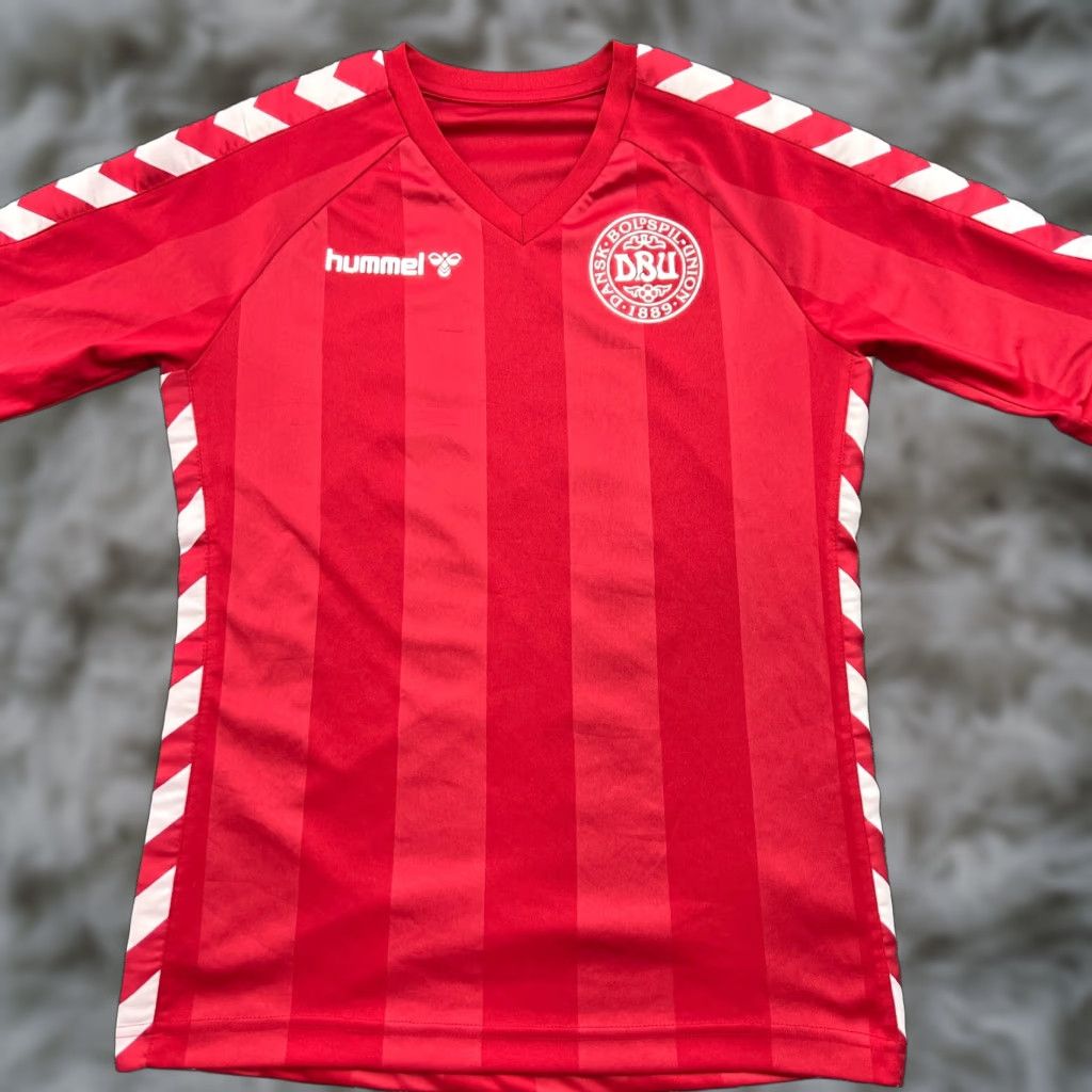 Hummel Hummel Denmark 1983-1984 Home Jersey Football Mens XS Re-Issue Adult Shirt Retro Shirt Size US XS / EU 42 / 0 - 1 Thumbnail