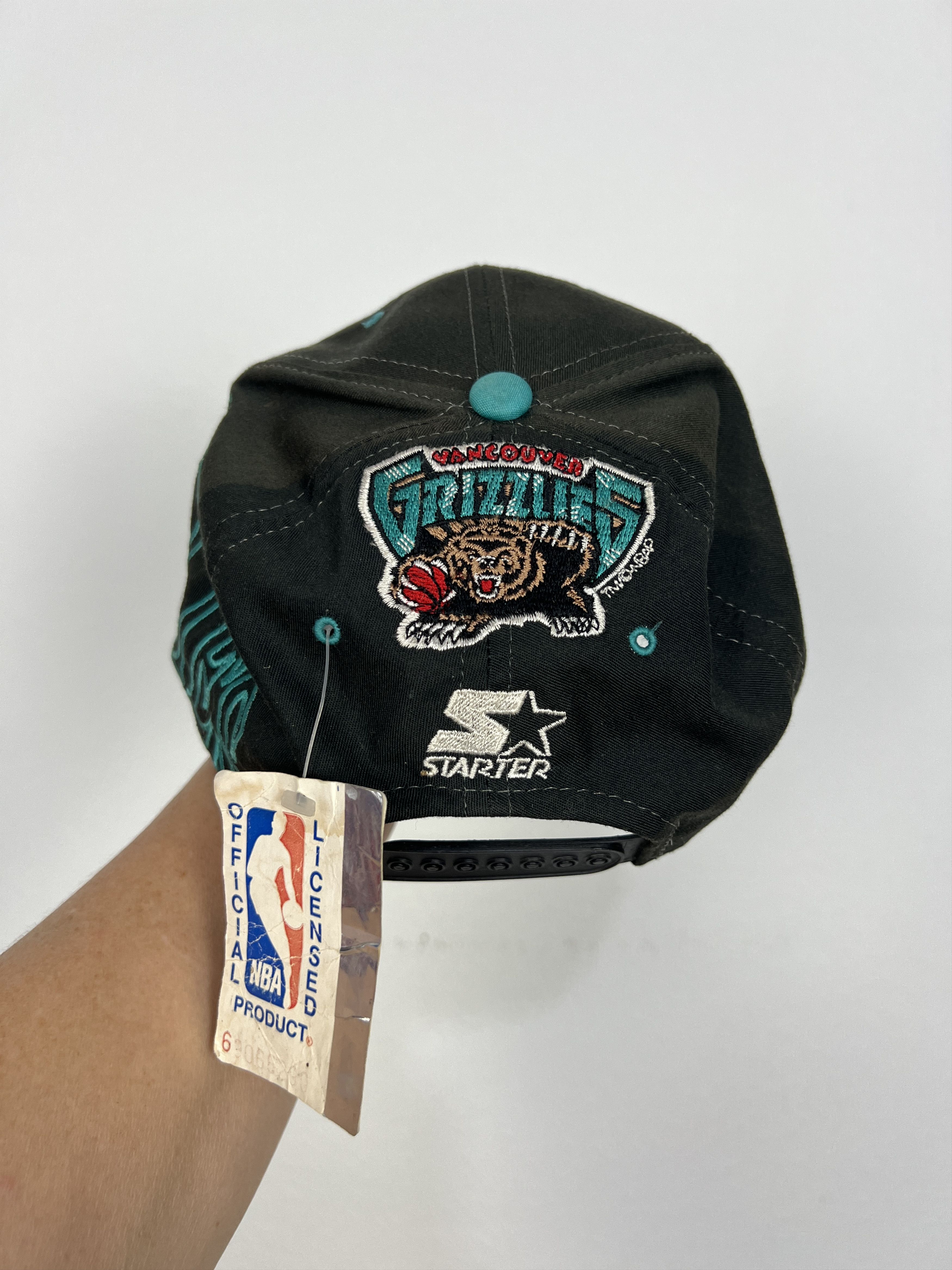Starter Vintage Starter Vancouver Grizzlies NBA Snapback Hat Cap Size ONE SIZE - 6 Thumbnail