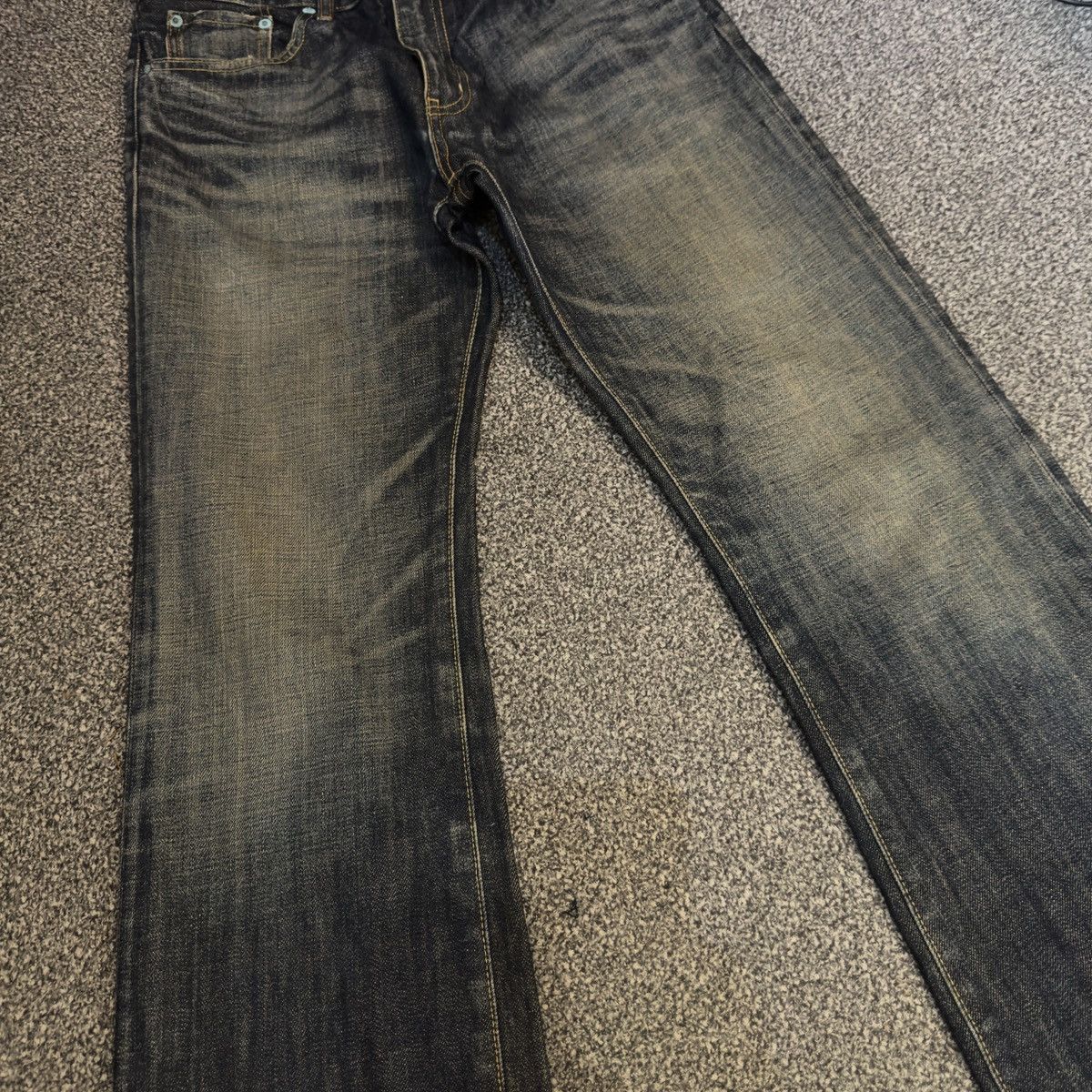 Undercover × Uniqlo 🔥🇯🇵 Japanese Uniqlo B002 Regular Fit Boot Cut Dark Blue Denim Size US 31 - 4 Thumbnail