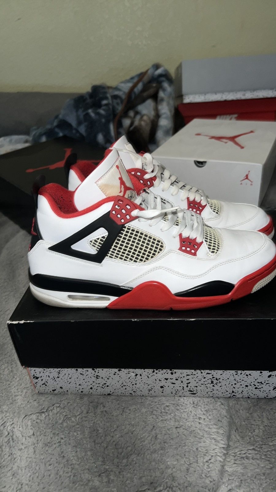 Jordan Brand Air jordan fire red 4 Size US 12 / EU 45 - 3 Thumbnail