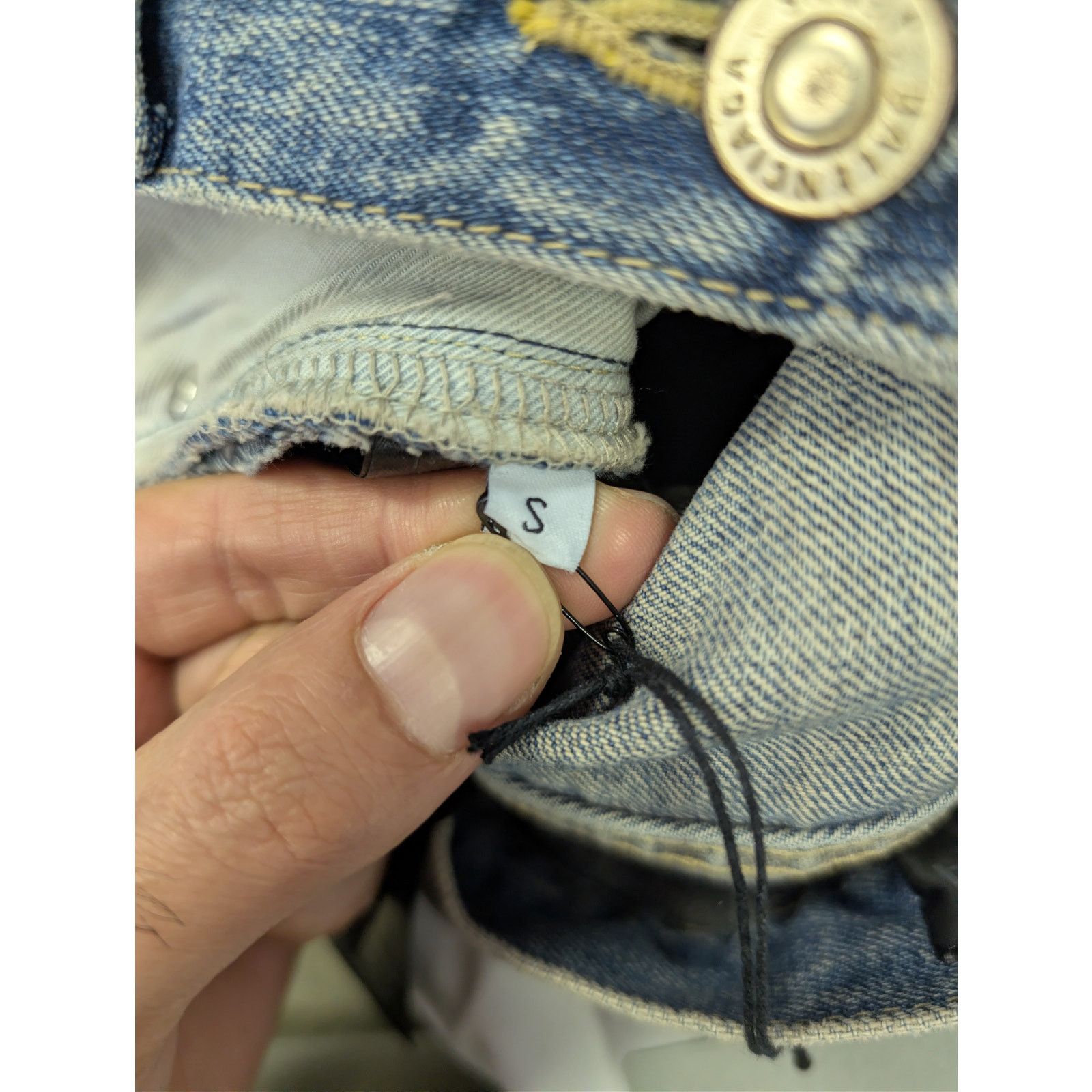 Balenciaga o1rshd1 Unisex Organic Selvedge Denim Flared Pants in Blue Size US 30 / EU 46 - 15 Thumbnail