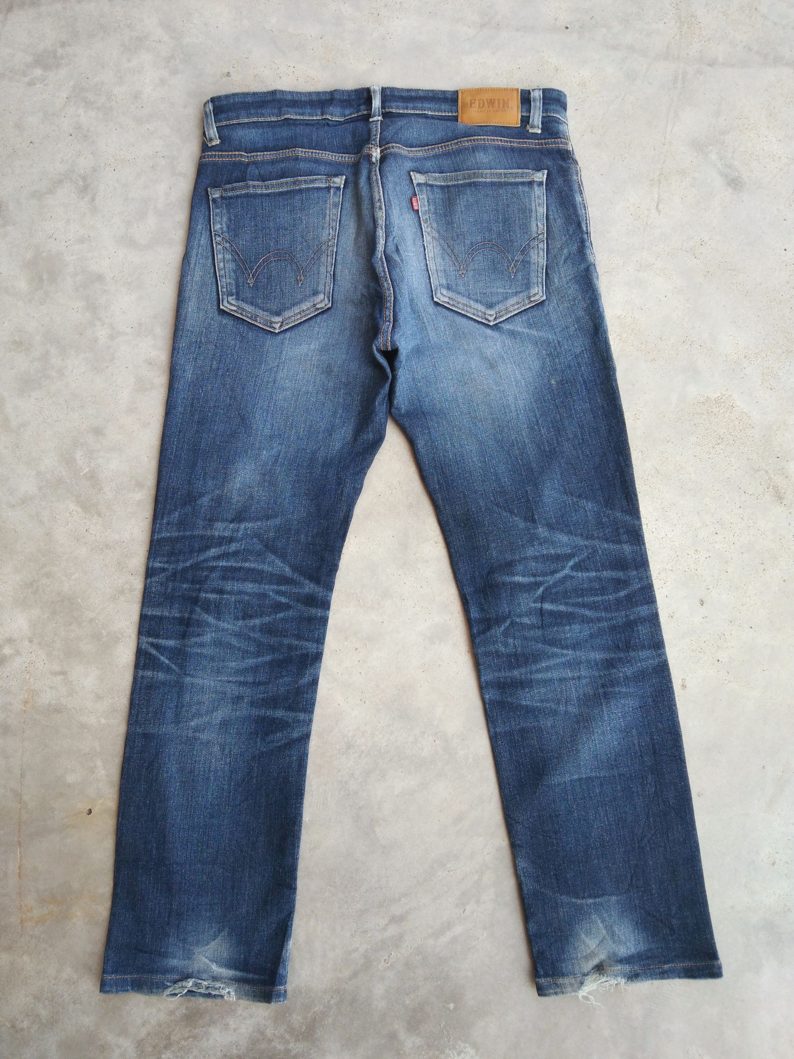 Japanese Brand Vintage Faded Blue Edwin Distressed Jeans 33x28.5 Size US 33 - 2 Thumbnail