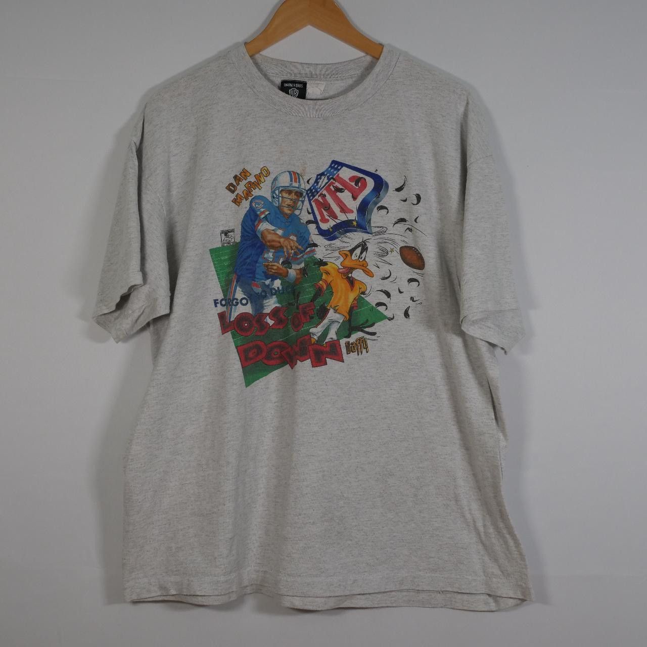 Vintage × Warner Bros Vintage 1995 Dan Marino Daffy Duck Miami Dolphins Tee Size US XXL / EU 58 / 5 - 1 Thumbnail