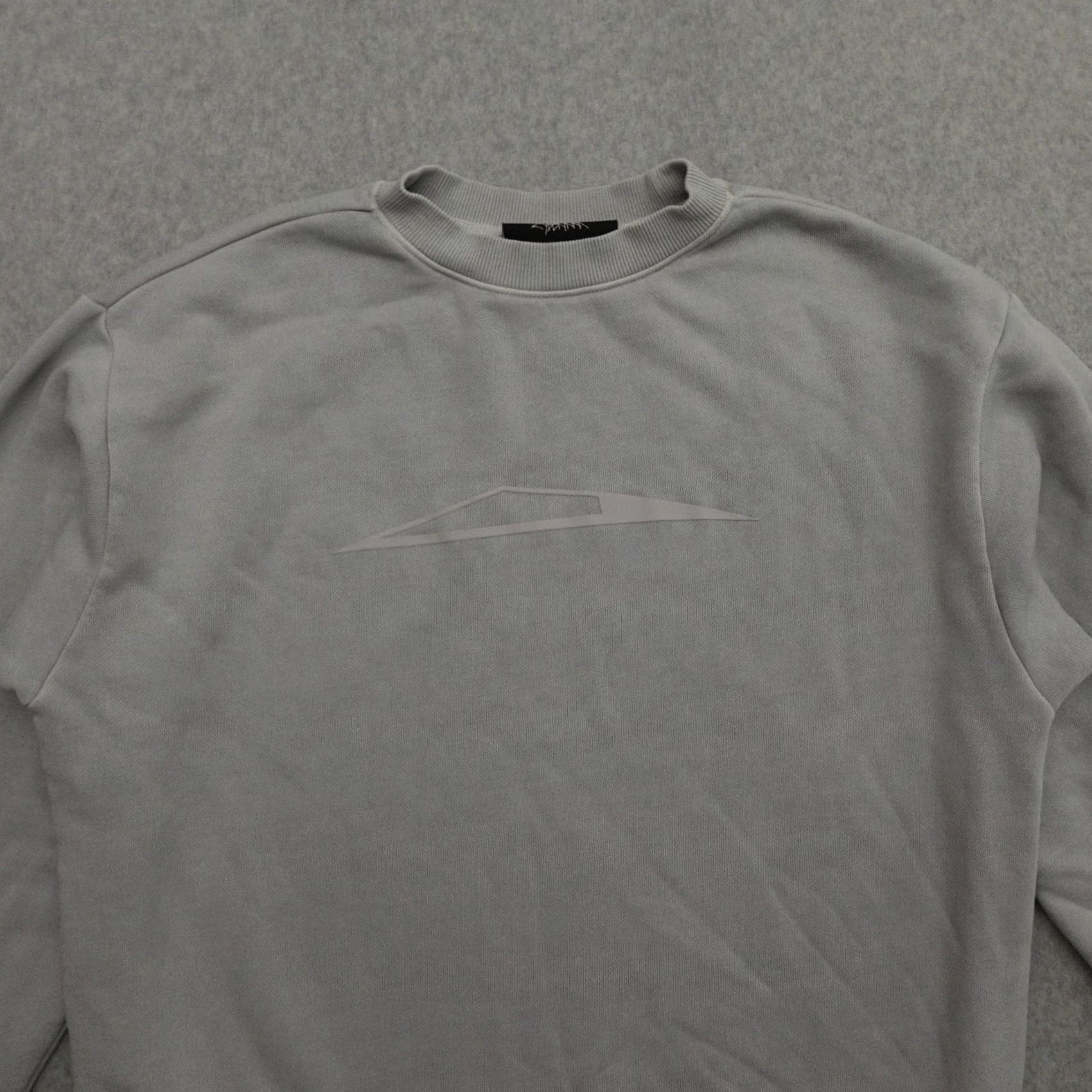 Vintage Tesla Sweatshirt Adult Medium Crewneck Pullover Blue (22X27) Size: Medium MEASUREMENTS ARE PROVIDED IN PICTURES Womens Mens Boys Girls Size US M / EU 48-50 / 2 - 2 Thumbnail