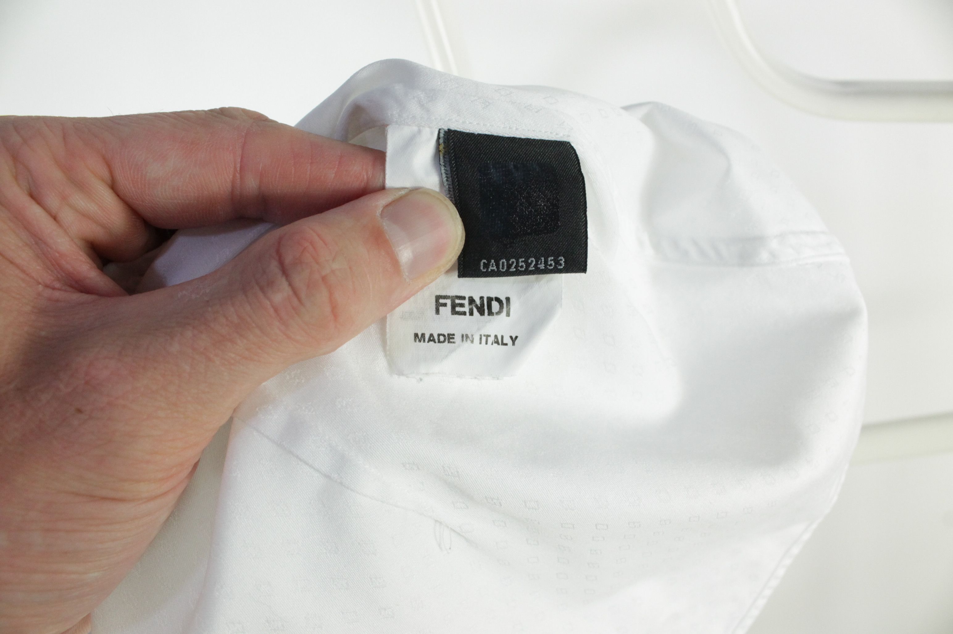 Fendi Fendi White Cotton Slim Fit Cufflinks Dress Formal Shirt Size US M / EU 48-50 / 2 - 14 Thumbnail