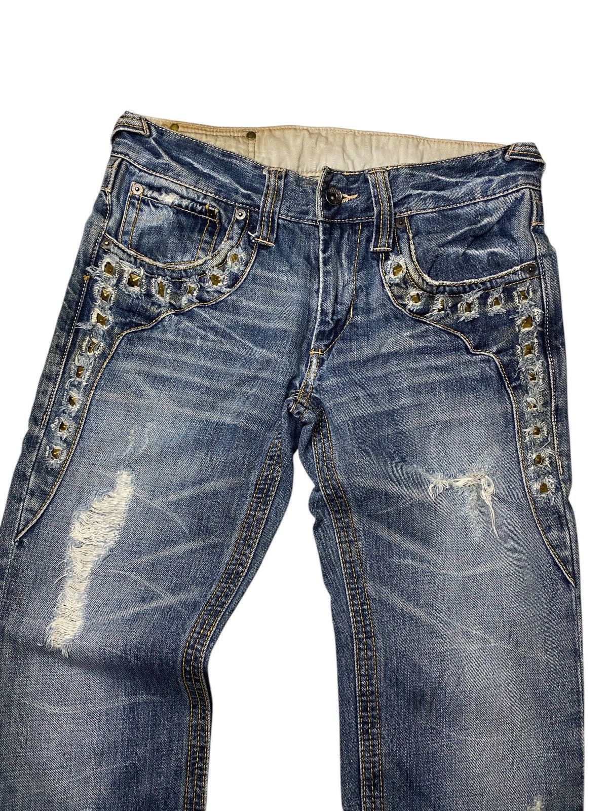 Tornado Mart 2000's Buffalo Studded Seawash Unfisinished Flared Jeans Size US 29 - 2 Thumbnail