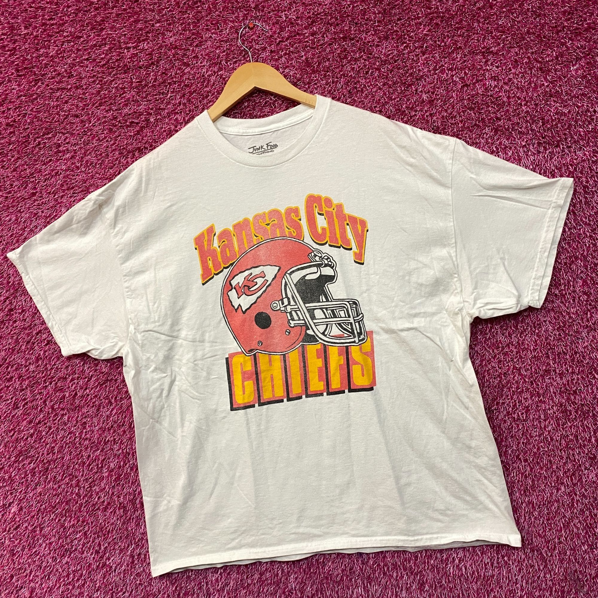 Junk Food NFL Kansas City Chief Vintage Style Helmet Logo Football T-S Size US XL / EU 56 / 4 - 3 Thumbnail