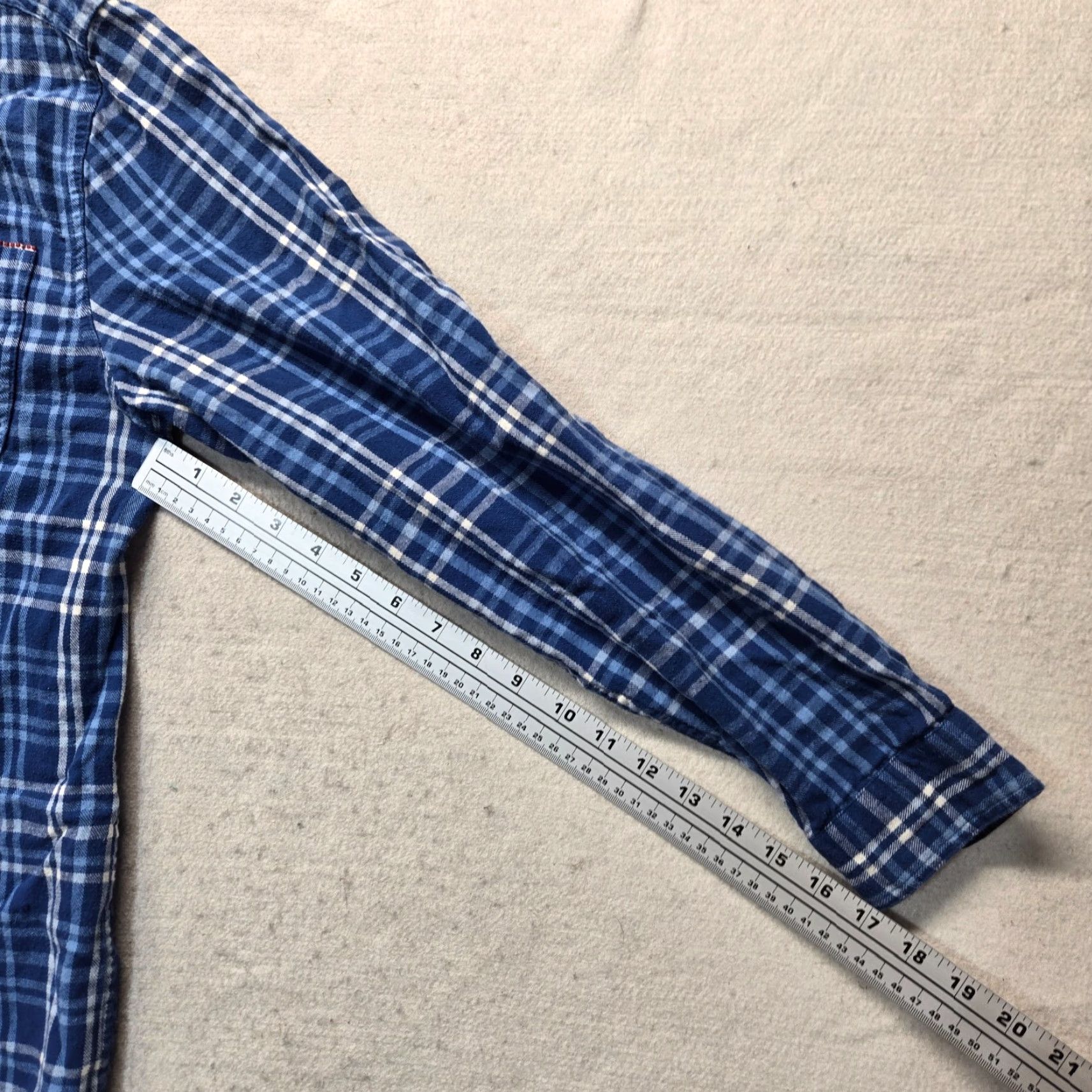 Vintage VINTAGE Boston Traders Flannel Shirt Blue Plaid Long Sleeve Button-Up Men's M Size US M / EU 48-50 / 2 - 5 Thumbnail