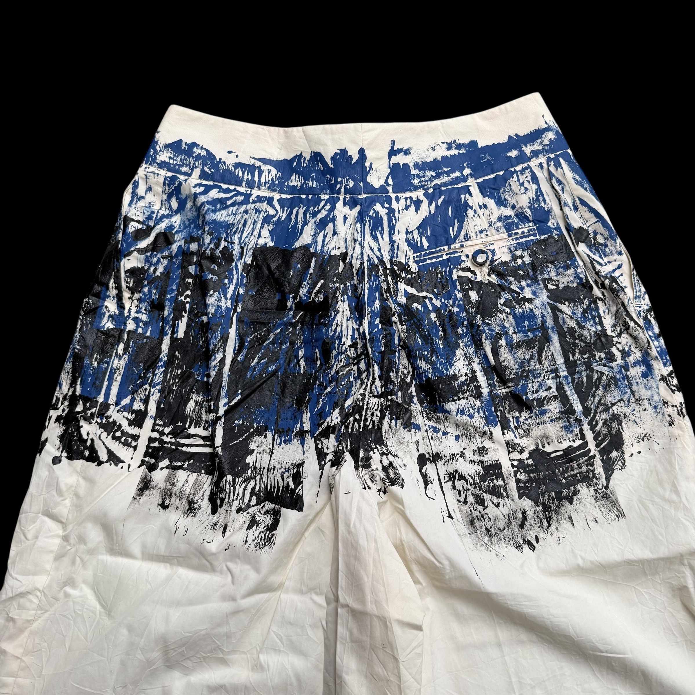 Bottega Veneta Bottega Veneta Resort 2014 Roller Painted Bermuda Shorts Size 28" / US 6 / IT 42 - 7 Thumbnail