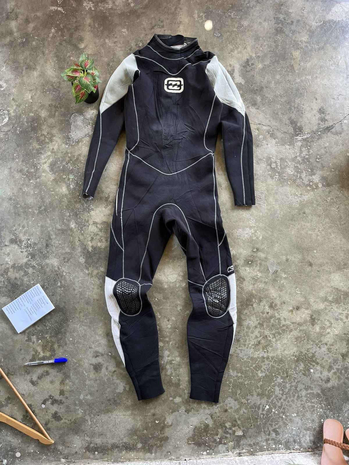 Billabong × Japanese Brand × Vintage 🔥Vintage Billabong Wetsuit Central Logo Made in Japan Size US M / EU 48-50 / 2 - 15 Thumbnail