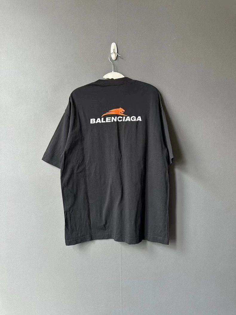 Balenciaga Balenciaga Embroidered front and back short sleeves Size US S / EU 44-46 / 1 - 2 Thumbnail