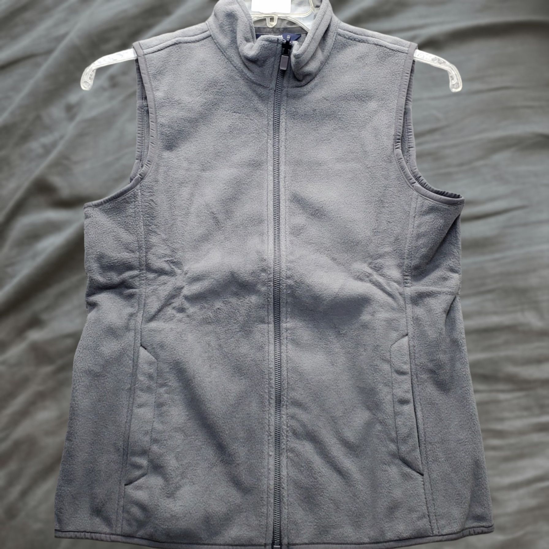 Lands' End Lands' End Marinac Vest Womens Small Gray Fleece Sleeveless Mock Neck Full Zip Shirt Womens S Gray Vest Size S / US 4 / IT 40 - 1 Thumbnail