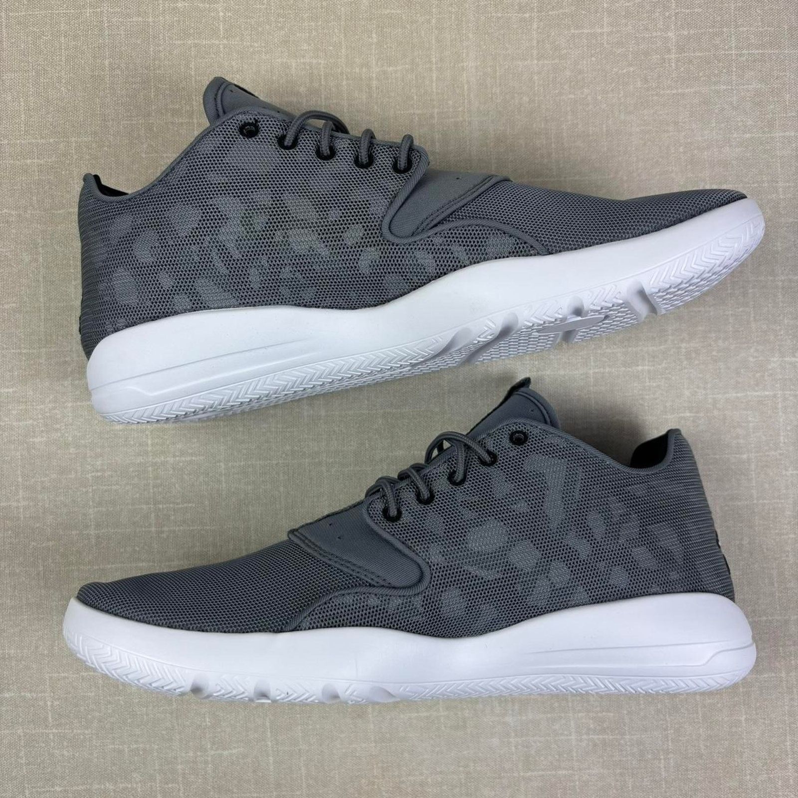 Jordan Brand 🐺 Jordan Eclipse “Grey" 11.5M Size US 11.5 / EU 44-45 - 4 Thumbnail