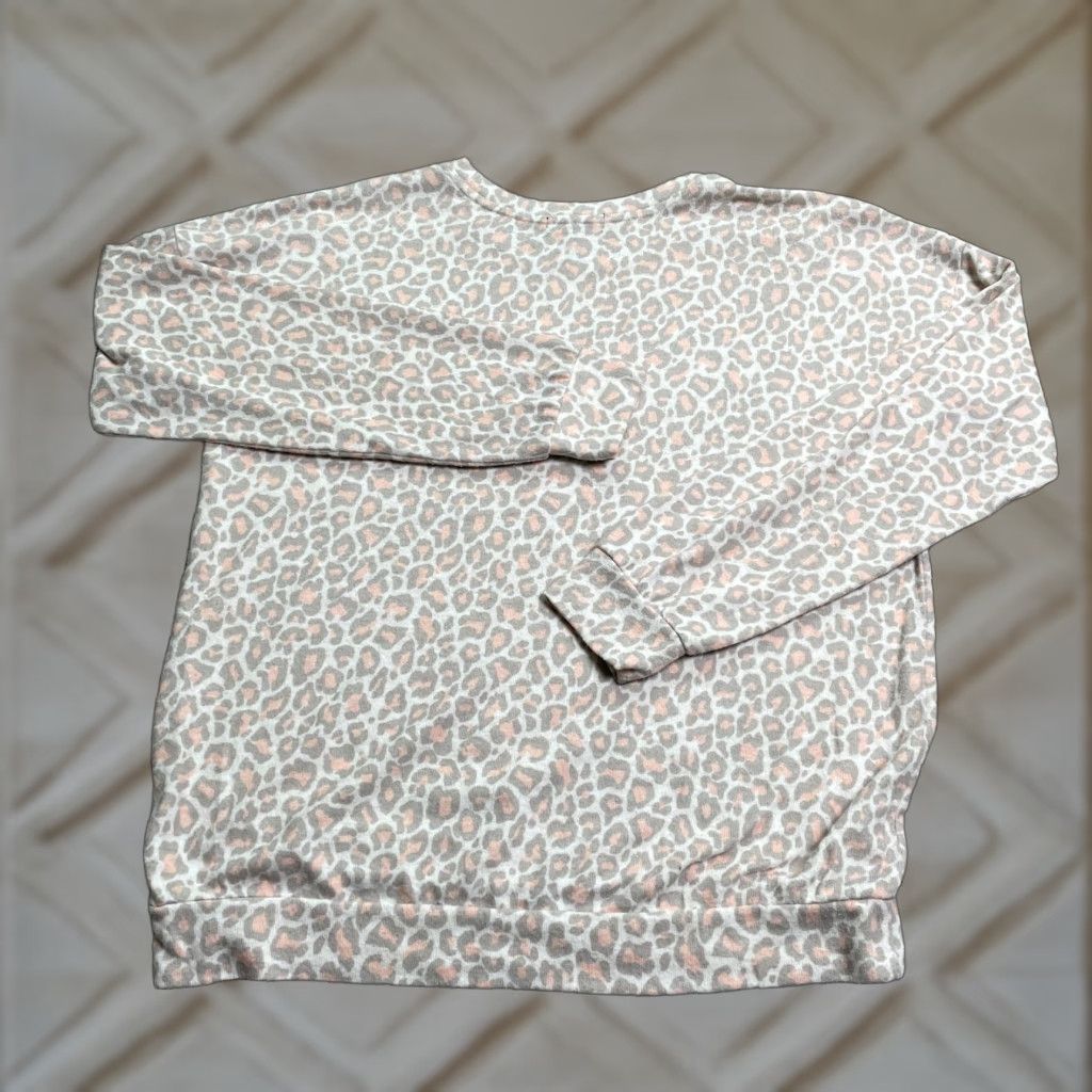 Bloomingdale's Aqua Bloomingdale's Sweatshirt Womens M Multicolor Leopard Print Casual Pullover Crew Neck Lightweight Fleece Breathable Regular No N/A Size M / US 6-8 / IT 42-44 - 1 Thumbnail