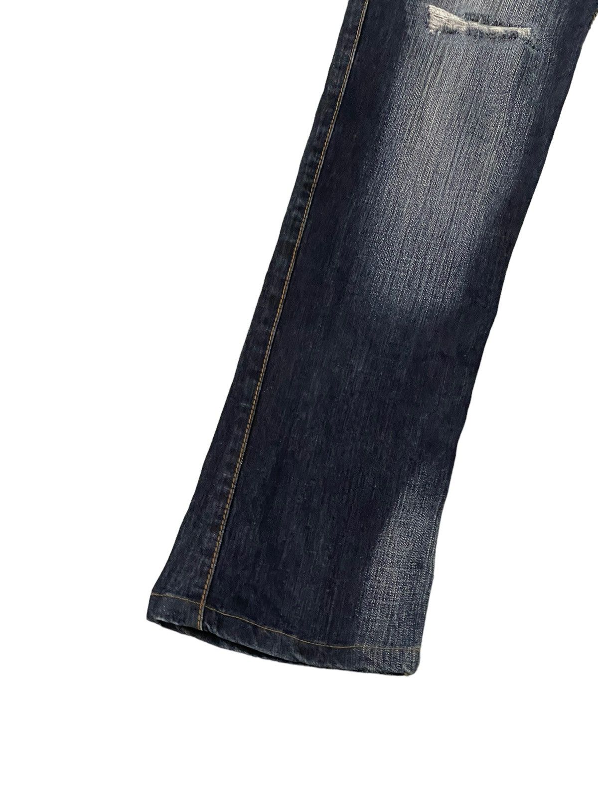 Japanese Brand Slim Jeans Nicole Club Distress Faded Low Rise Denim 7🟦5 Size US 32 / EU 48 - 5 Thumbnail