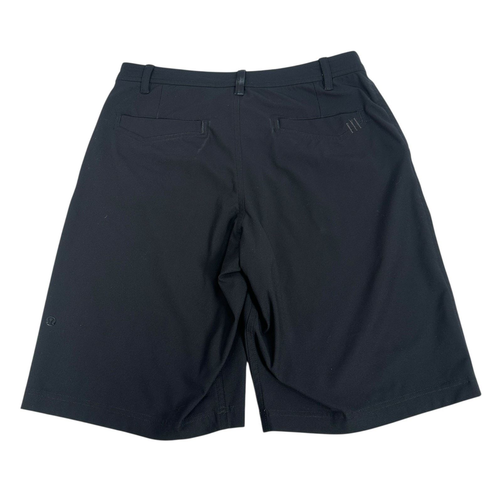 Lululemon Lululemon ABC Shorts Men’s 32 Black Pockets Flat Front 10.5 Size US 32 / EU 48 - 2 Thumbnail