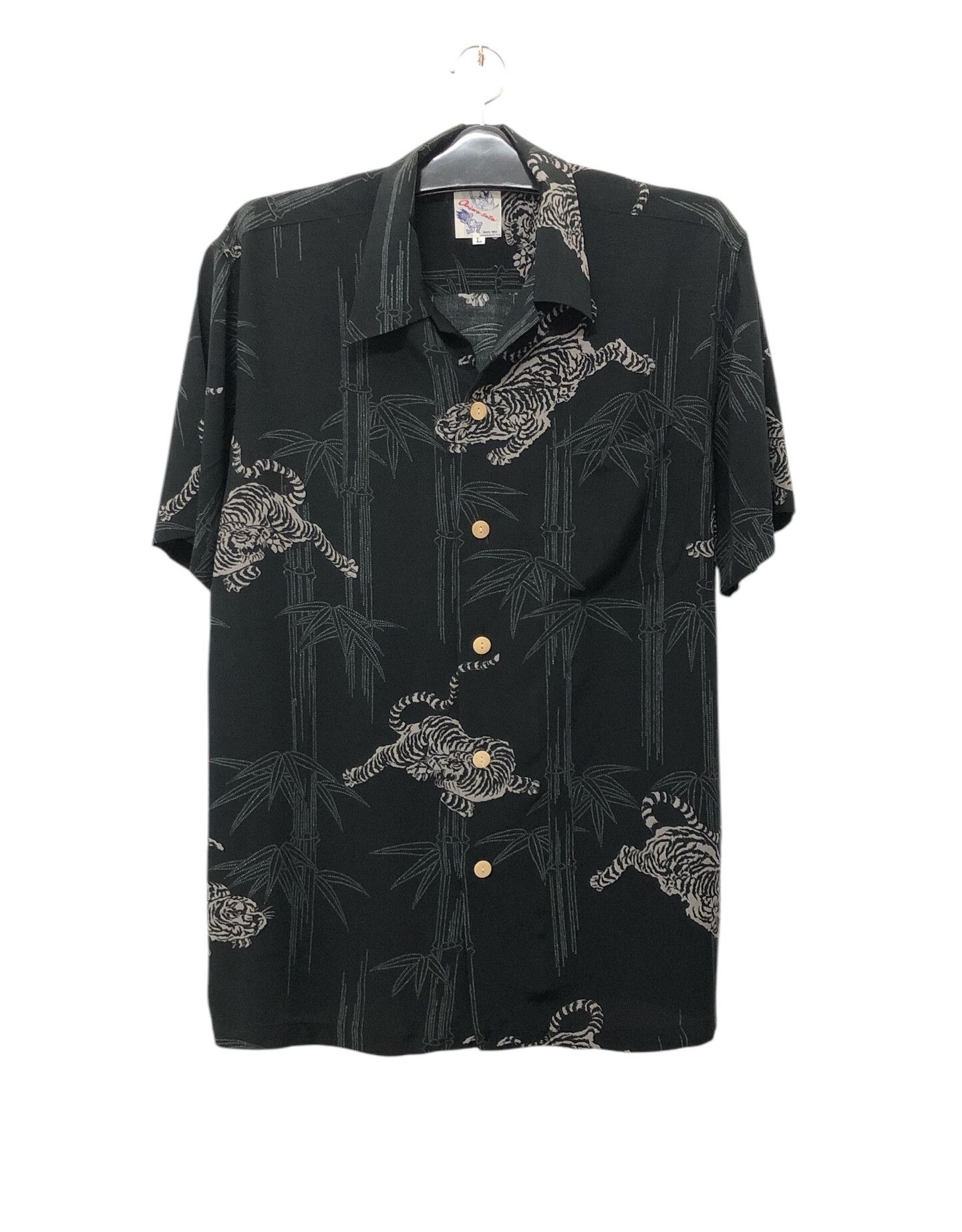 Japanese Brand × Vintage Vintage Oniwa Sato Crepe Rayon Tiger Motive Size US L / EU 52-54 / 3 - 1 Thumbnail