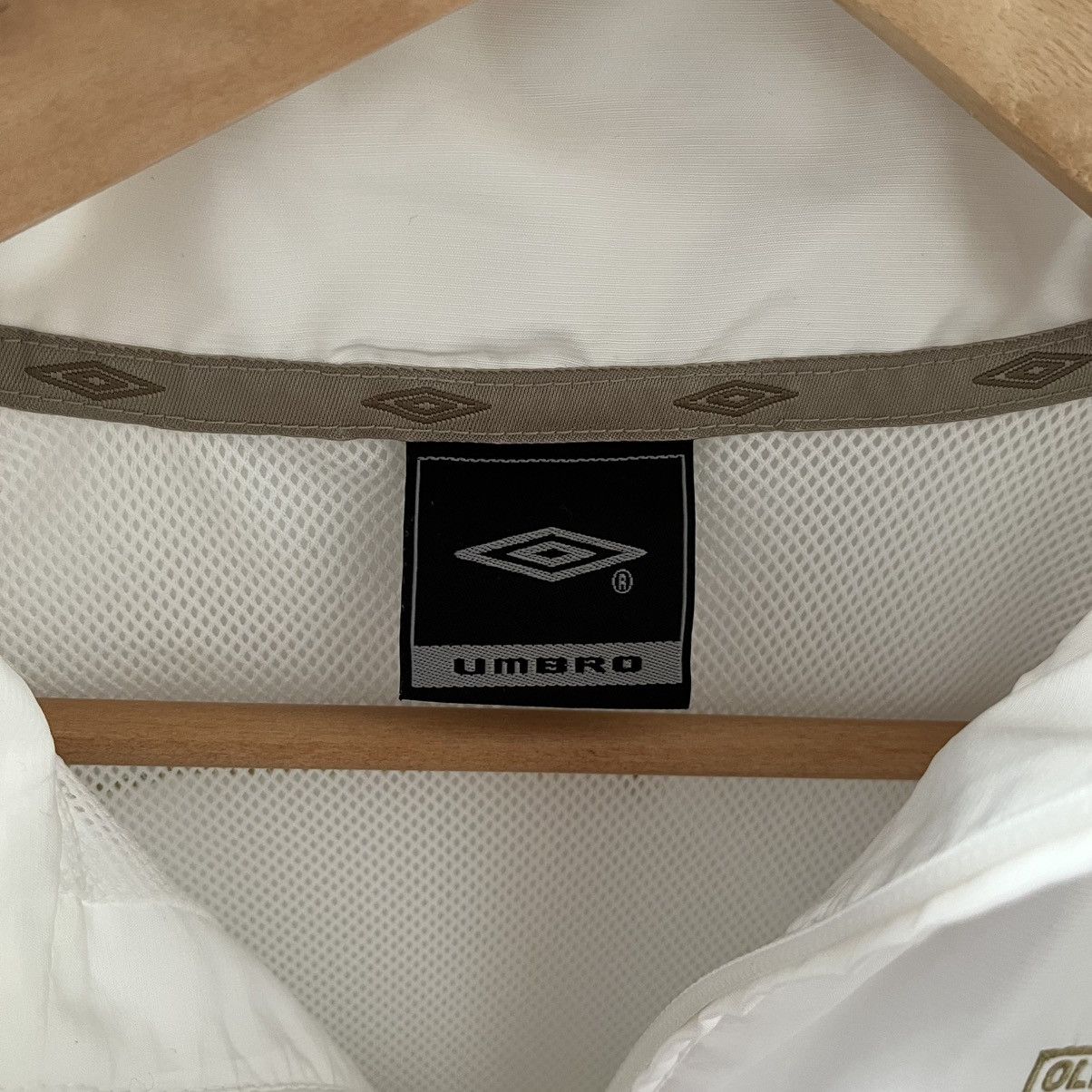 Umbro Vintage Umbro Olympique Lyonnaise White Football Zip Jacket Size US S / EU 44-46 / 1 - 6 Thumbnail