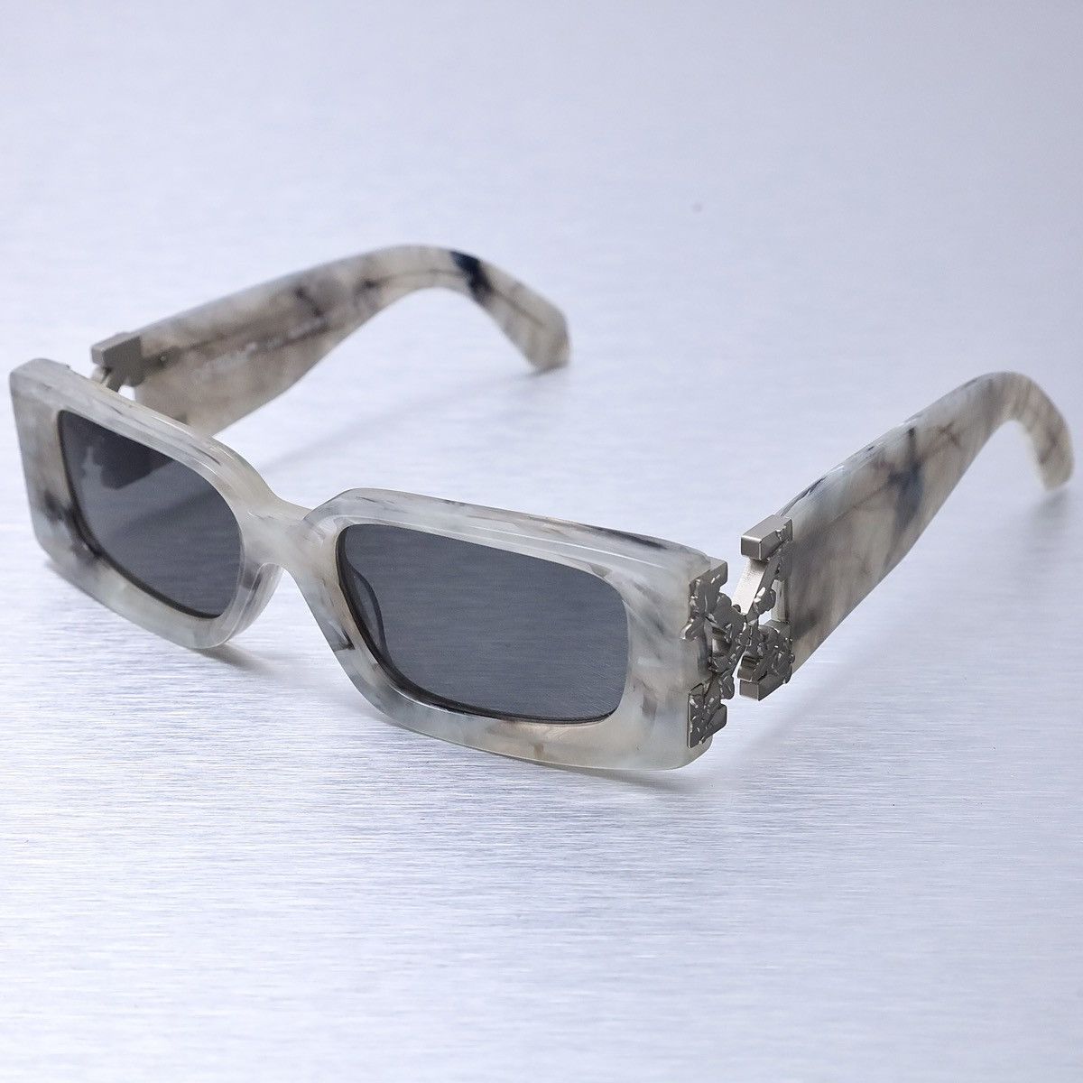 Off-White OFF WHITE ROMA SUNGLASSES Size ONE SIZE - 2 Thumbnail