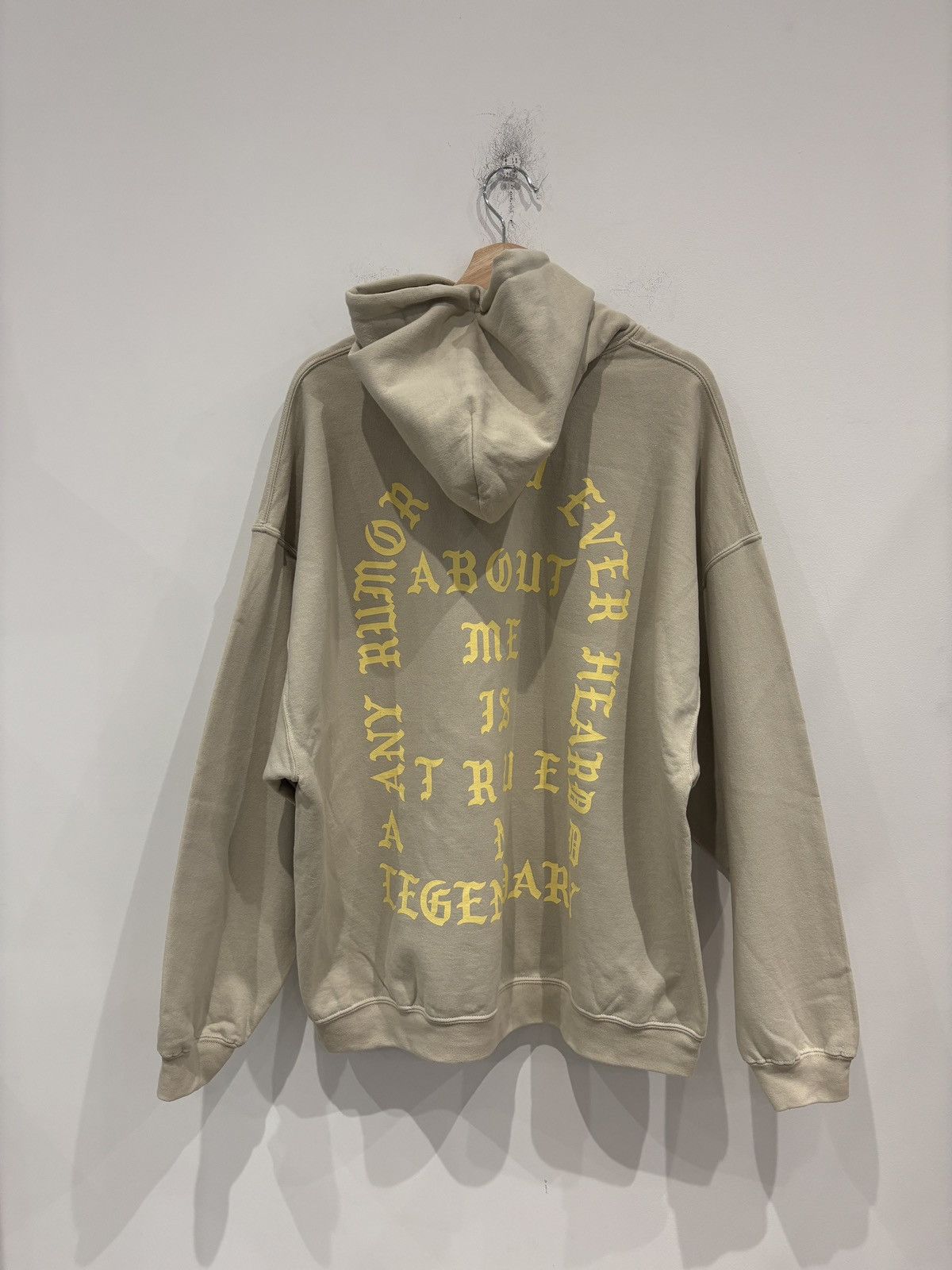 Kanye West Kanye West Pablo Berlin Hoodie Beige Size: XXL Size US XXL / EU 58 / 5 - 4 Thumbnail