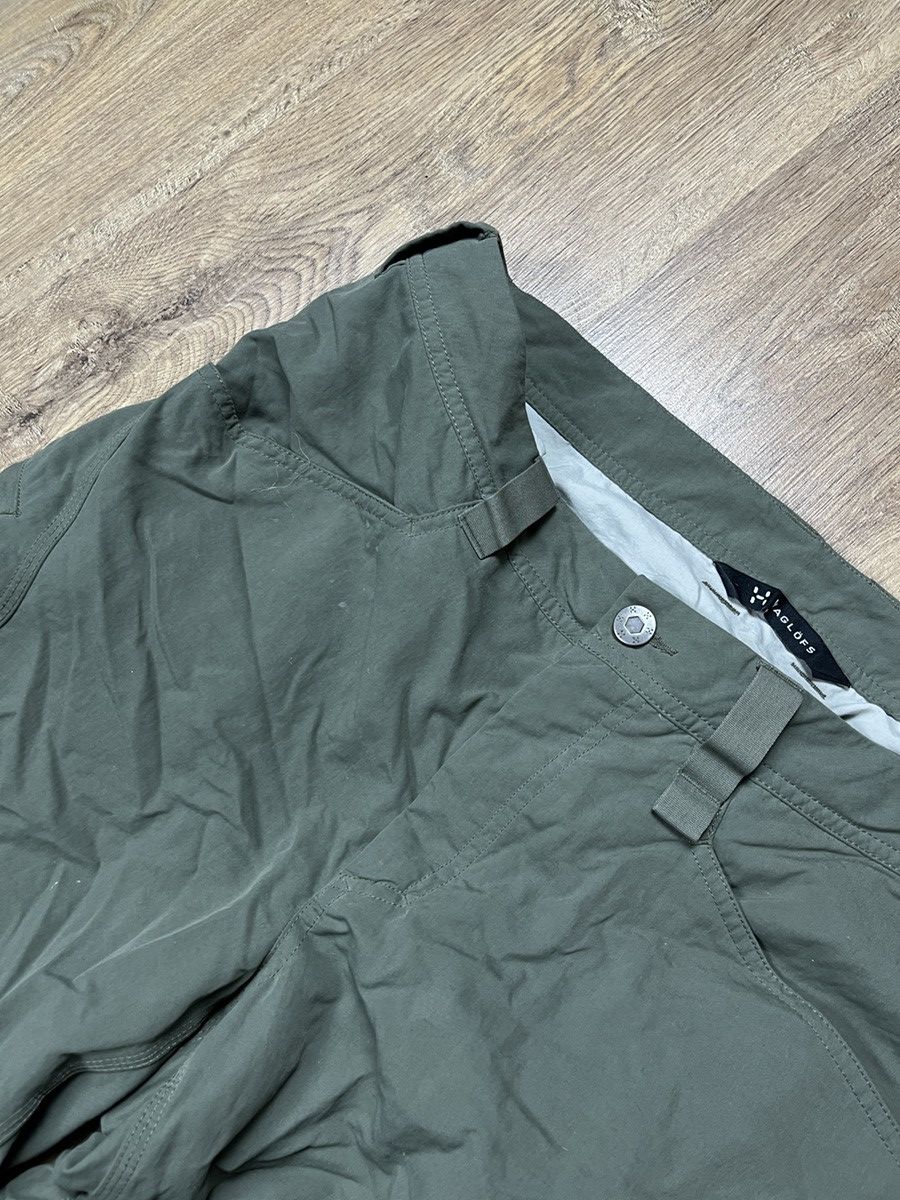 Haglofs ➕ haglofs 2 in 1 detachable leg cargo pants gorpcore Size US 33 - 4 Thumbnail
