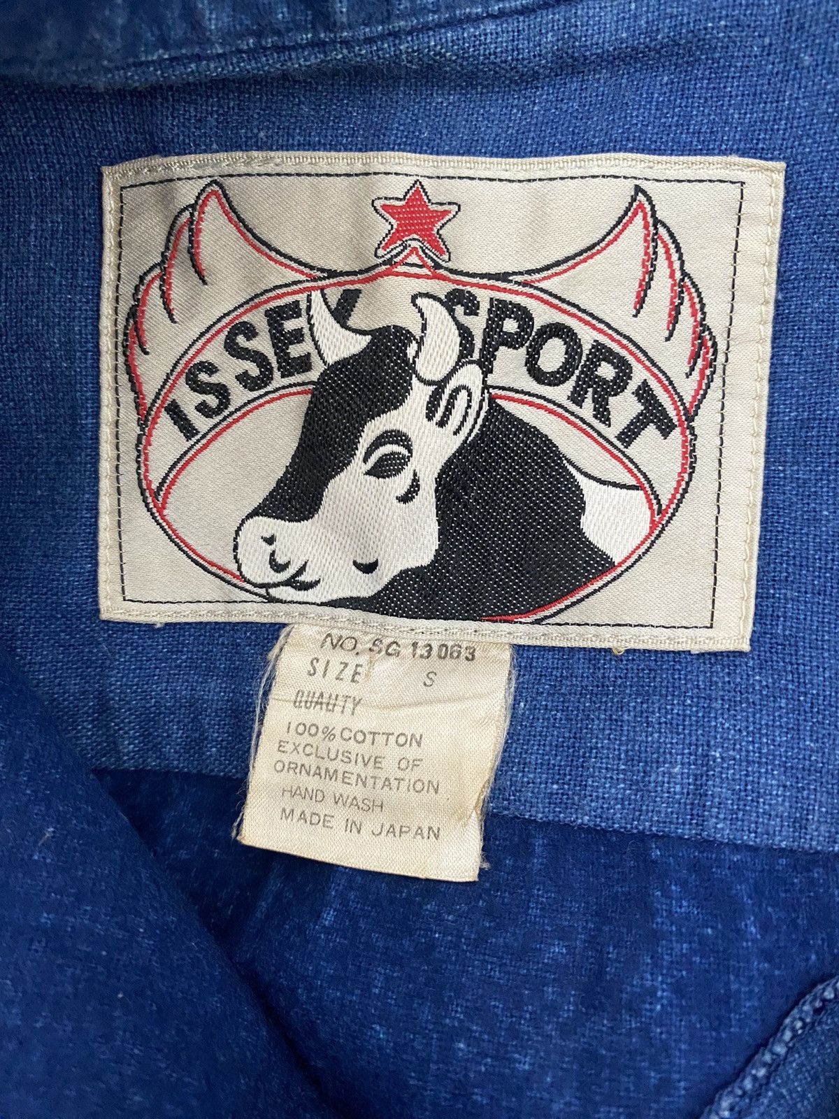 Issey Miyake Issey miyake sport cow patchwork jacket Size US S / EU 44-46 / 1 - 4 Thumbnail