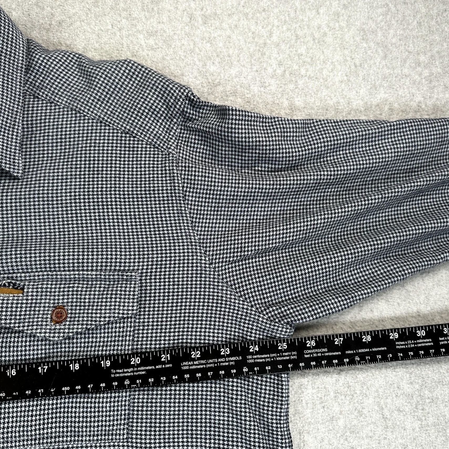 Orvis Orvis Shirt Mens Large Gray Check Long Sleeve Button Front Pockets Size US L / EU 52-54 / 3 - 4 Thumbnail