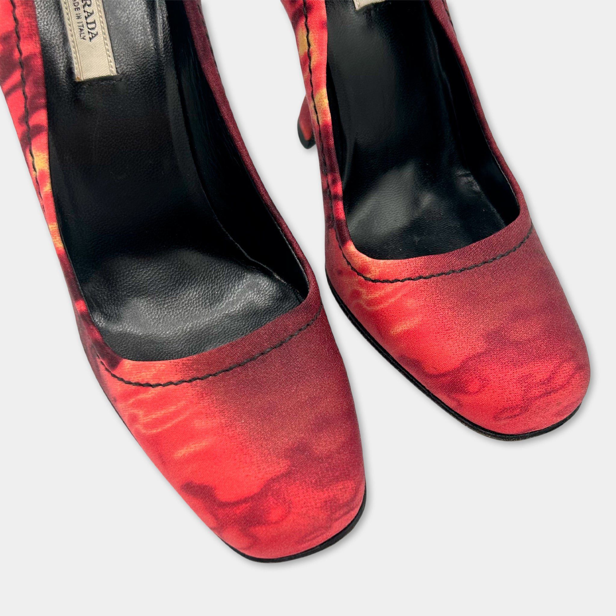 Prada Prada SS04 Red Tie-Dye Silk Pumps Size US 7 / IT 37 - 3 Thumbnail