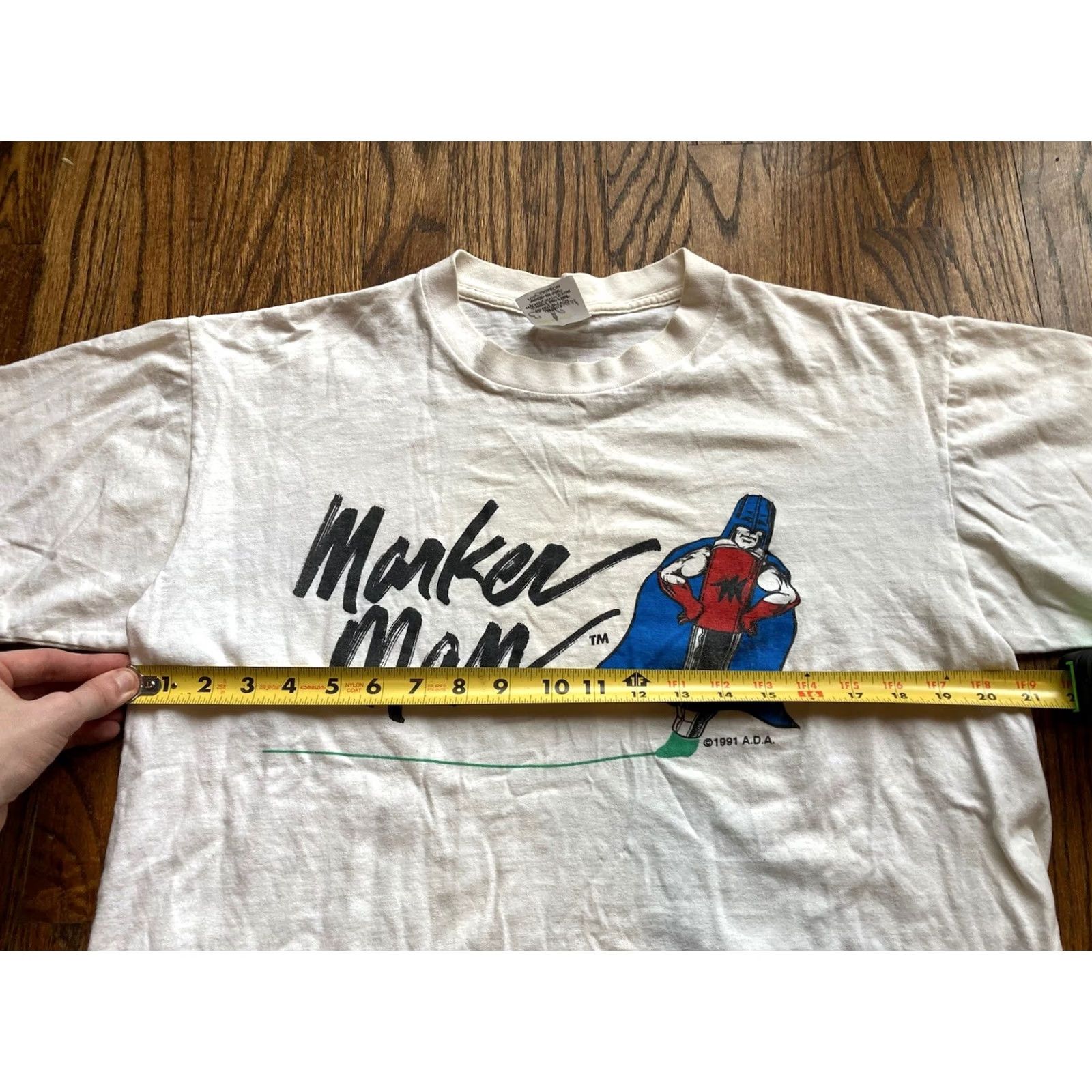 Vintage VINTAGE Eastcoast Sportswear Marker Man Superhero T Shirt Mens Large Single Stitch Comics USA 90s White Size US L / EU 52-54 / 3 - 6 Thumbnail