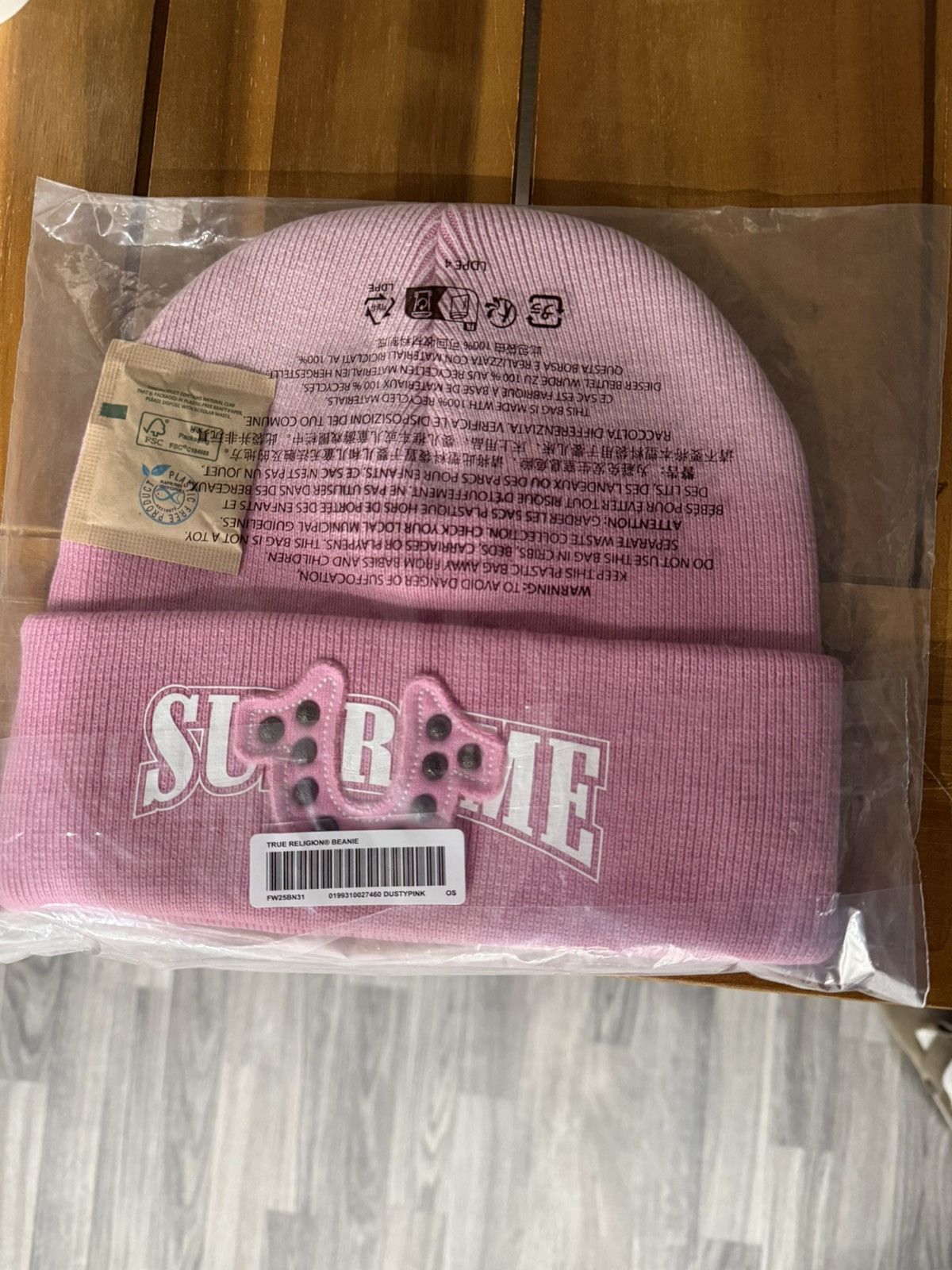 True Religion Beanie Supreme | Grailed