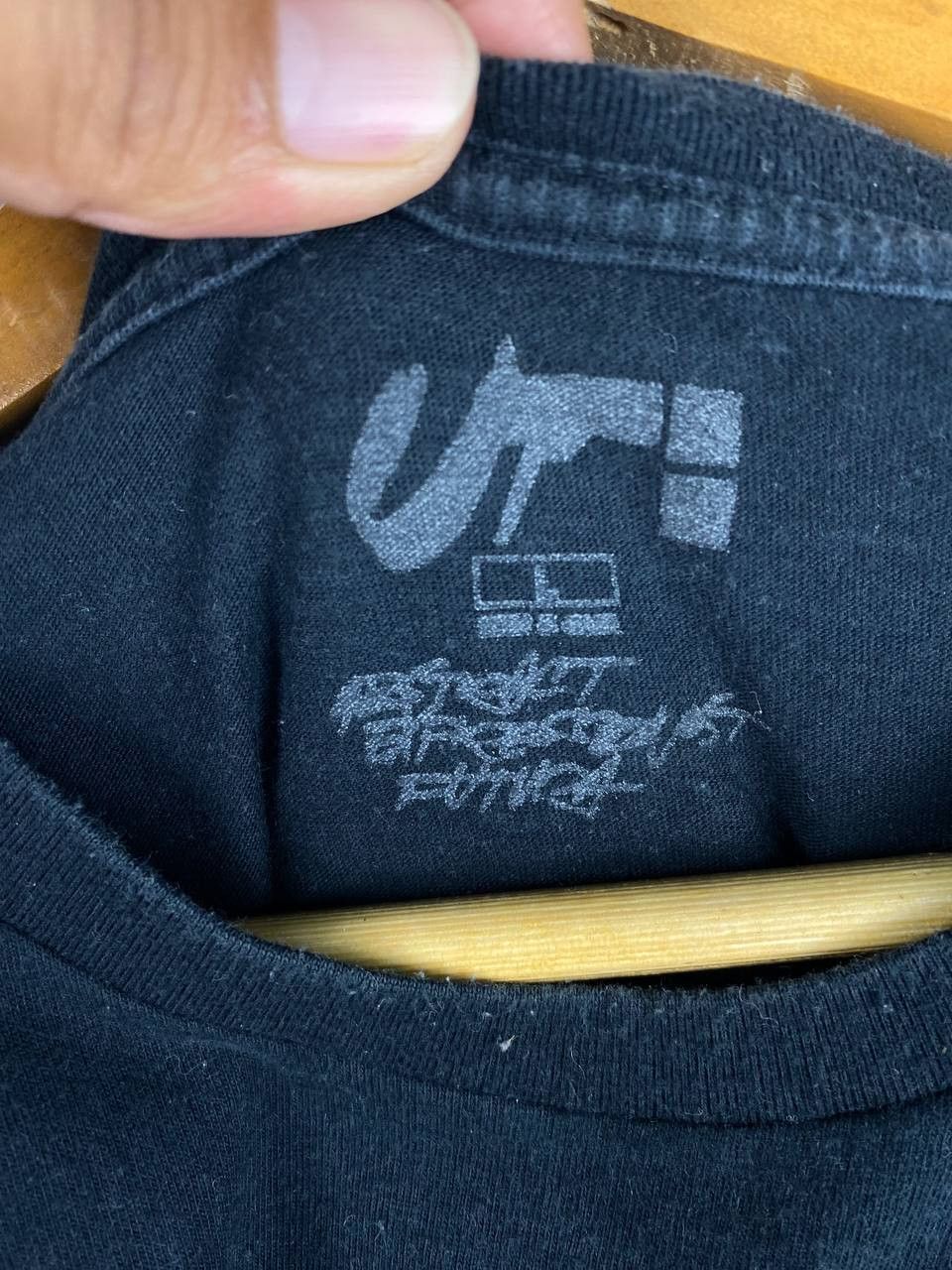 Futura uniqlo x futura japanese brands tee nice design Size US L / EU 52-54 / 3 - 5 Thumbnail