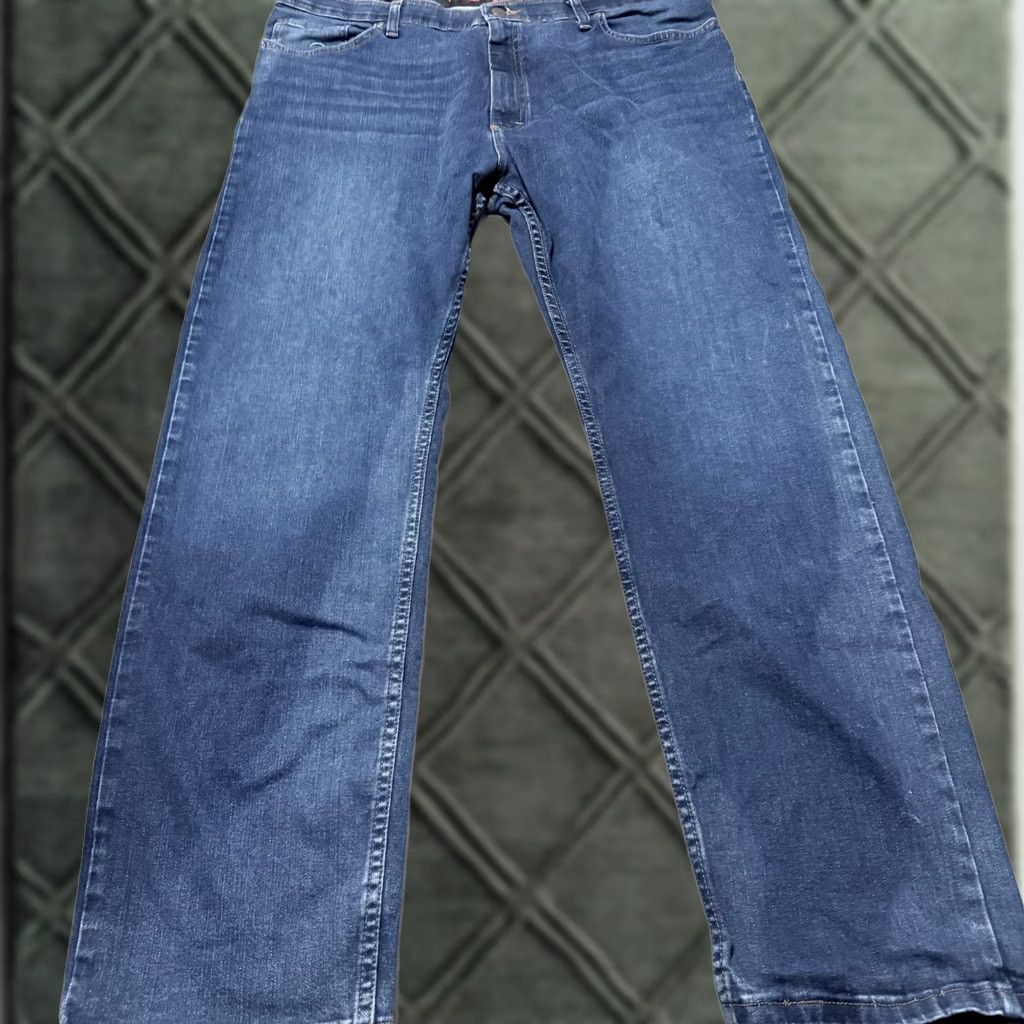 Wrangler Wrangler Authentics Performance Series Denim Jeans Men's Light Stonewash 40x32 Size US 40 / EU 56 - 1 Thumbnail