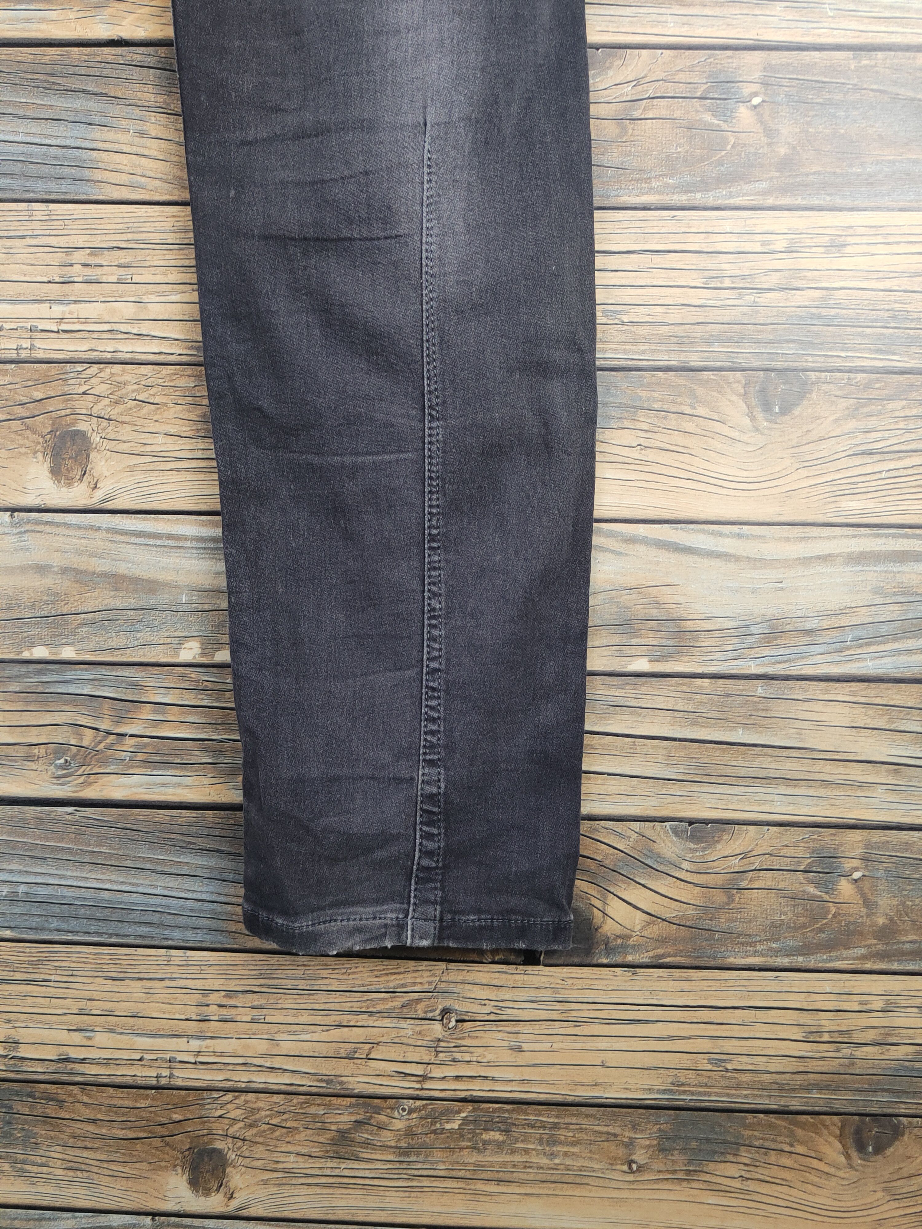 Diesel DL Diesel Black Ripped Soft Jeans sweatpants #46-237T Size US 33 - 13 Thumbnail