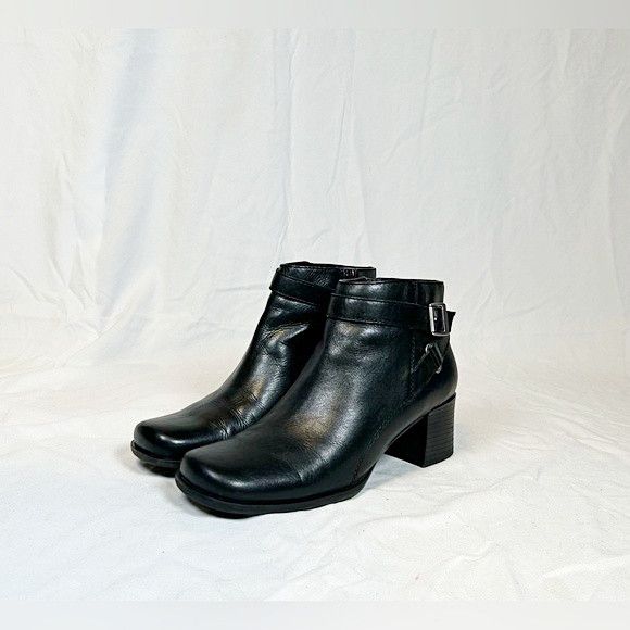 Covington Vintage 90s Covington Black Leather Square Toe Ankle Boots Size US 7 / IT 37 - 1 Thumbnail