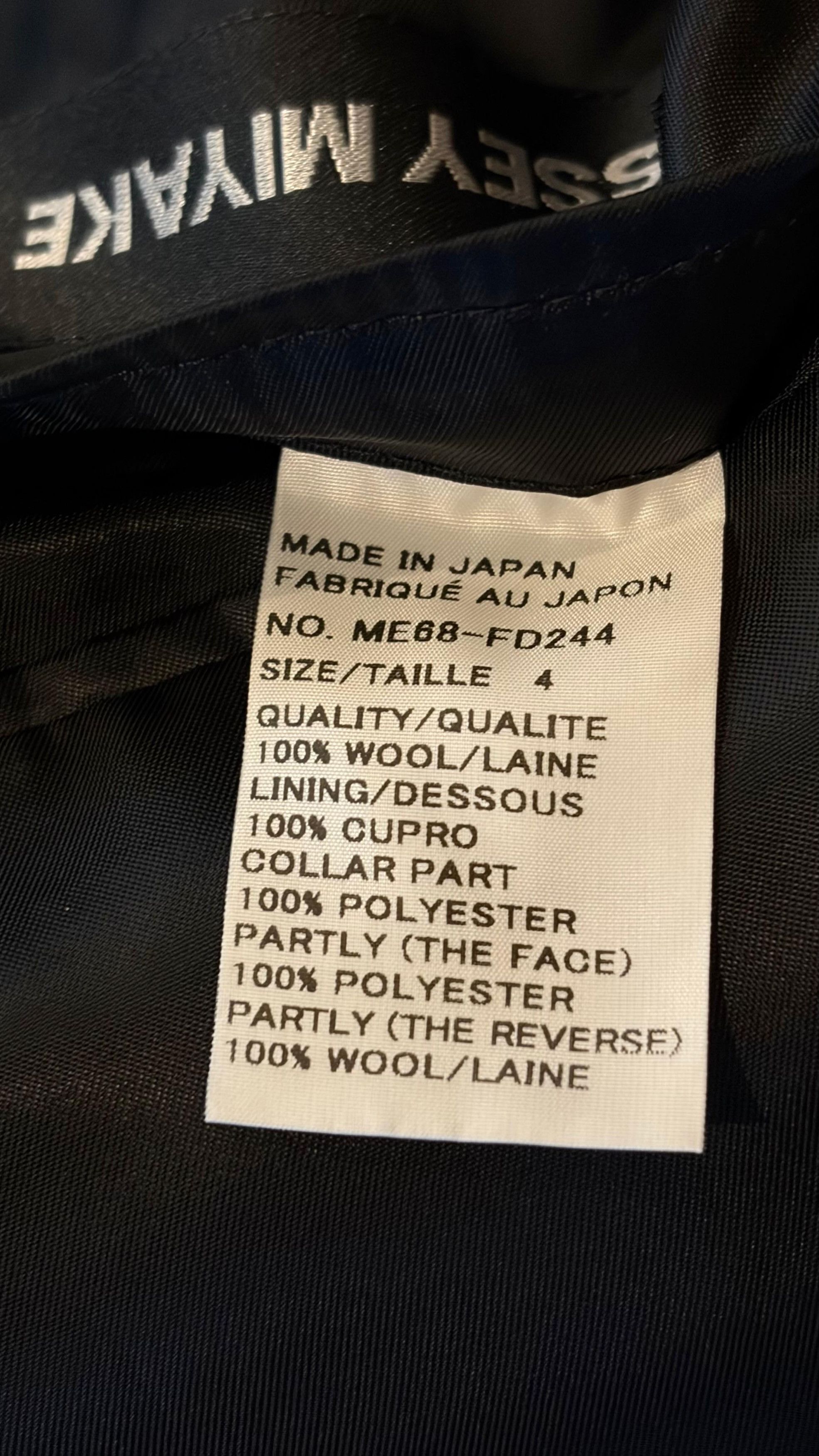 Issey Miyake Issey Miyake Black Blazer With Pleated Collar/Lapel Size 52L - 5 Thumbnail