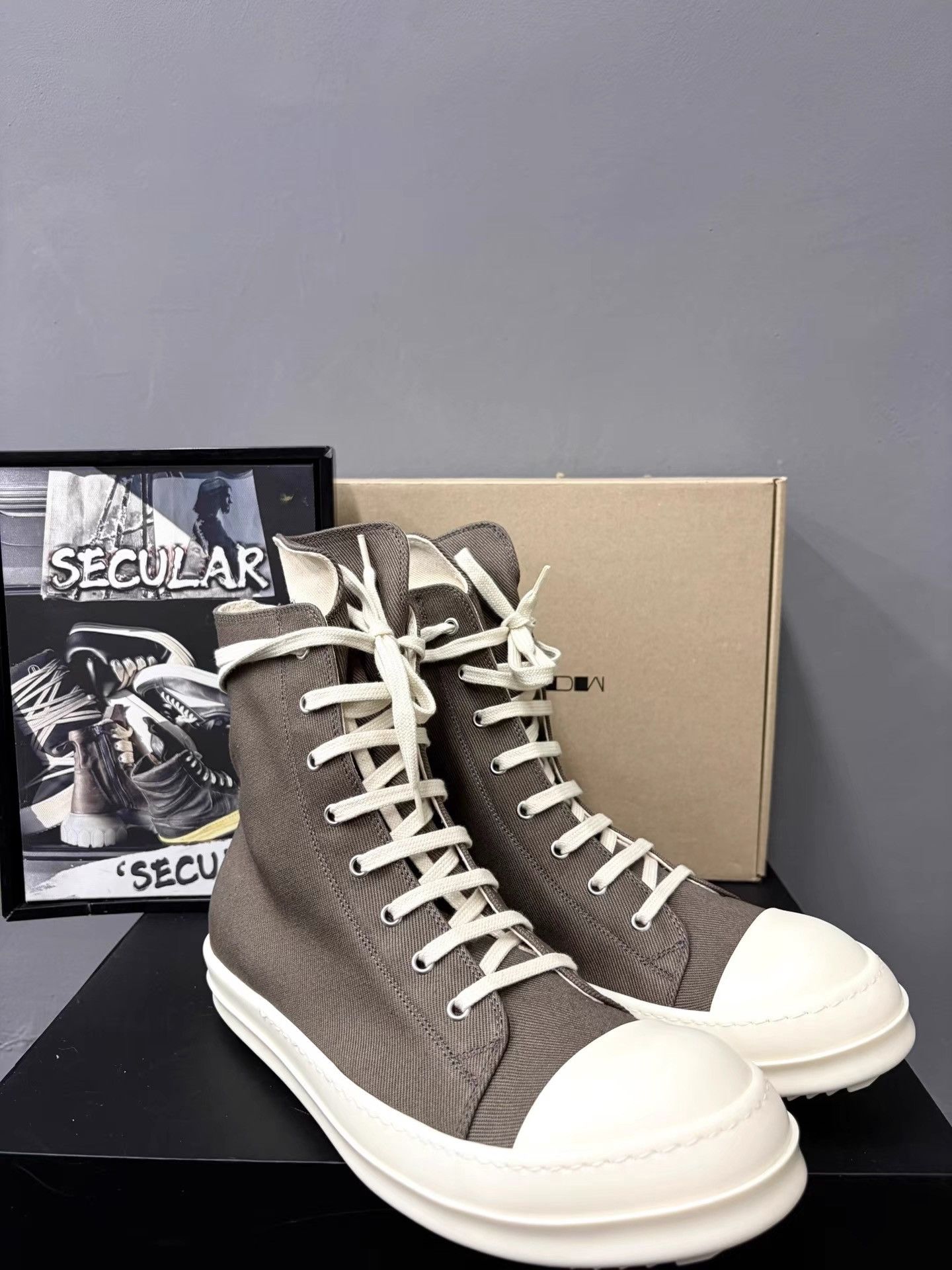 Rick Owens Rick Owens DRKSHDW High-Top Big Converse Sneakers K34 Size US 7 / EU 40 - 3 Thumbnail