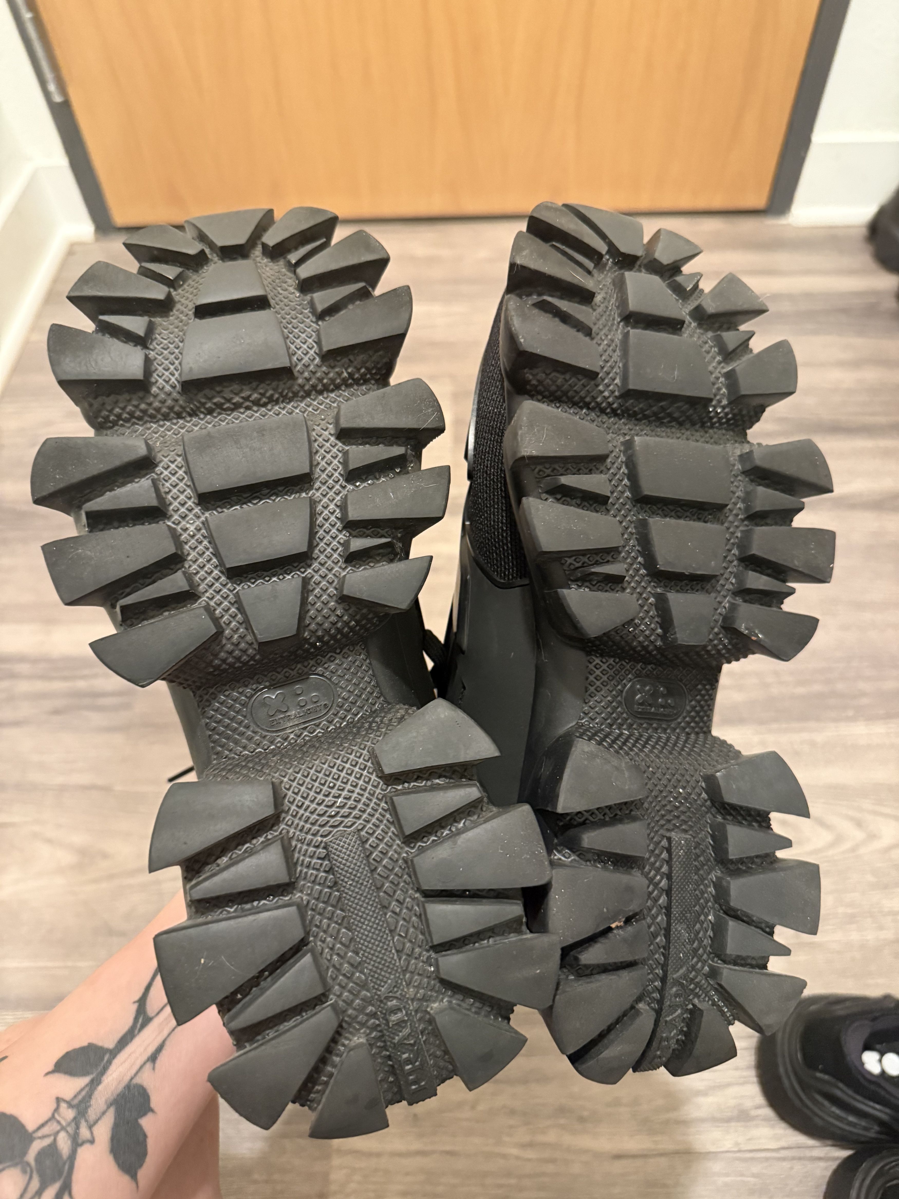 Prada PRADA SNEAKERS TRINAGLE CLOUDBUST Size US 7.5 / EU 40-41 - 6 Thumbnail