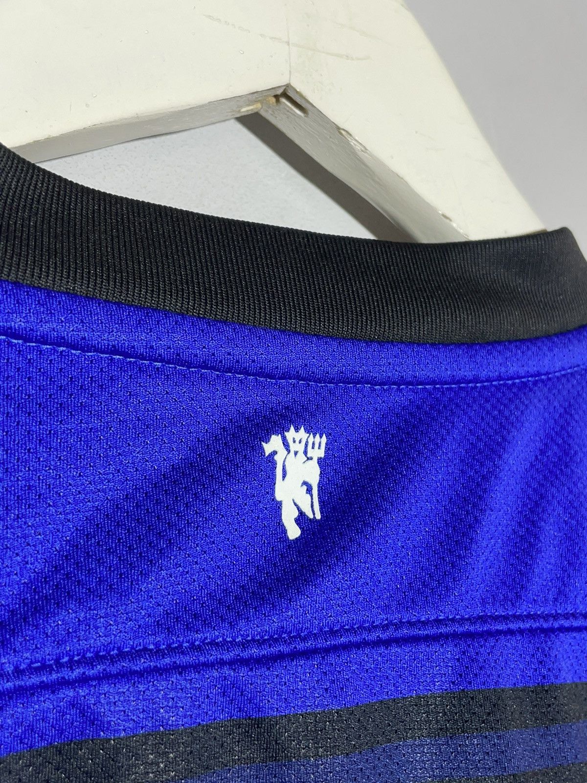 Other Manchester United Nike 2011/12 Away Football Shirt Size US M / EU 48-50 / 2 - 10 Thumbnail