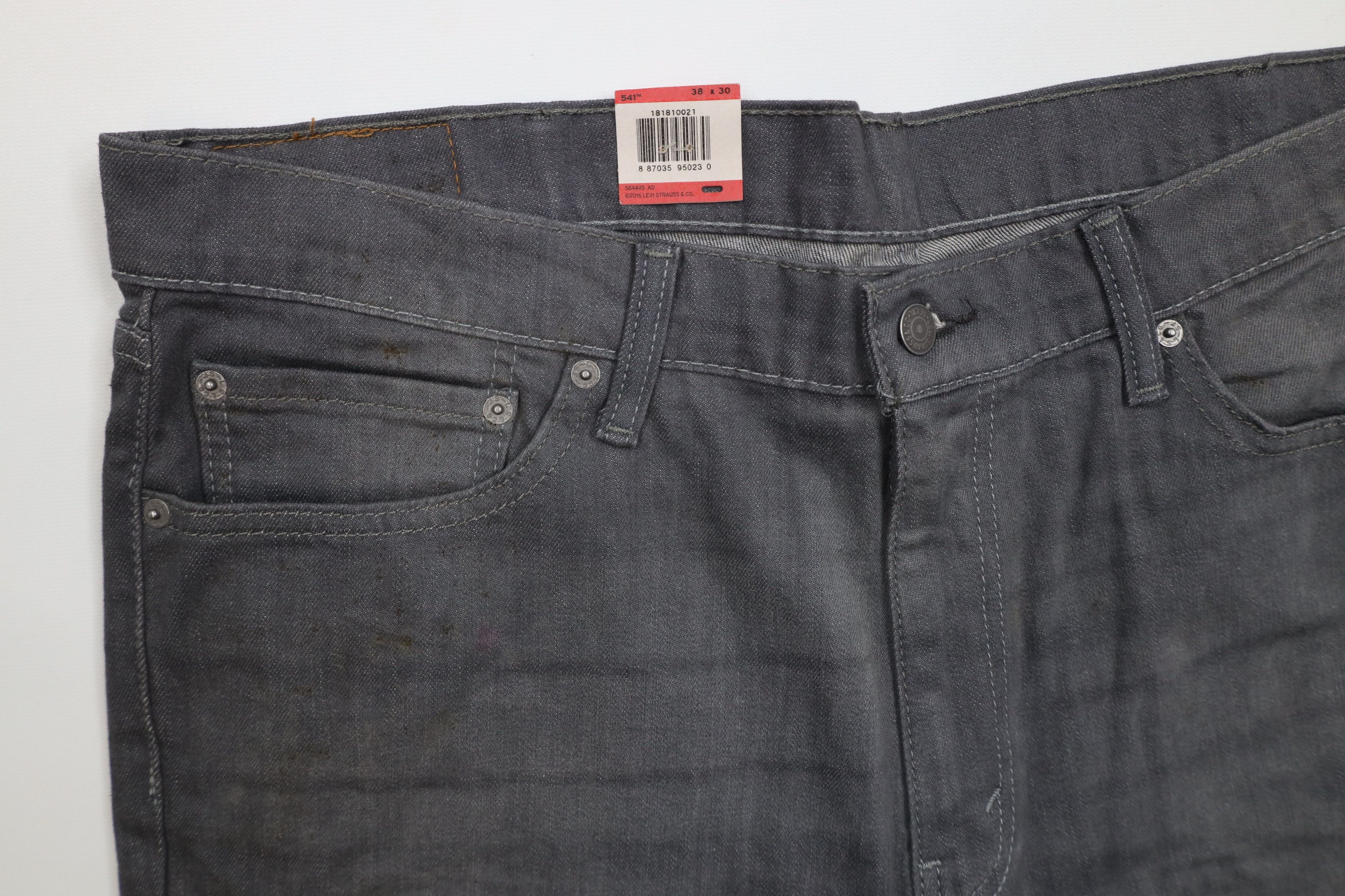 Levi's New Levis 541 Athletic Fit Slightly Tapered Leg Jeans Size US 38 / EU 54 - 11 Thumbnail