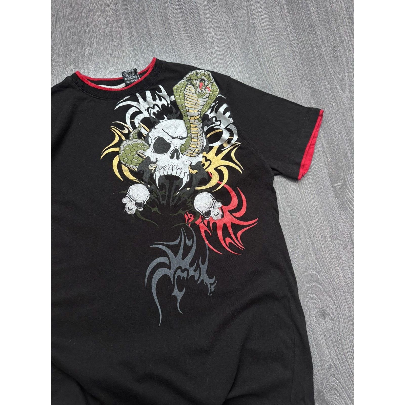 Vintage Y2K Vintage Ed Hardy Style Scull print t-shirt Size US XL / EU 56 / 4 - 2 Thumbnail